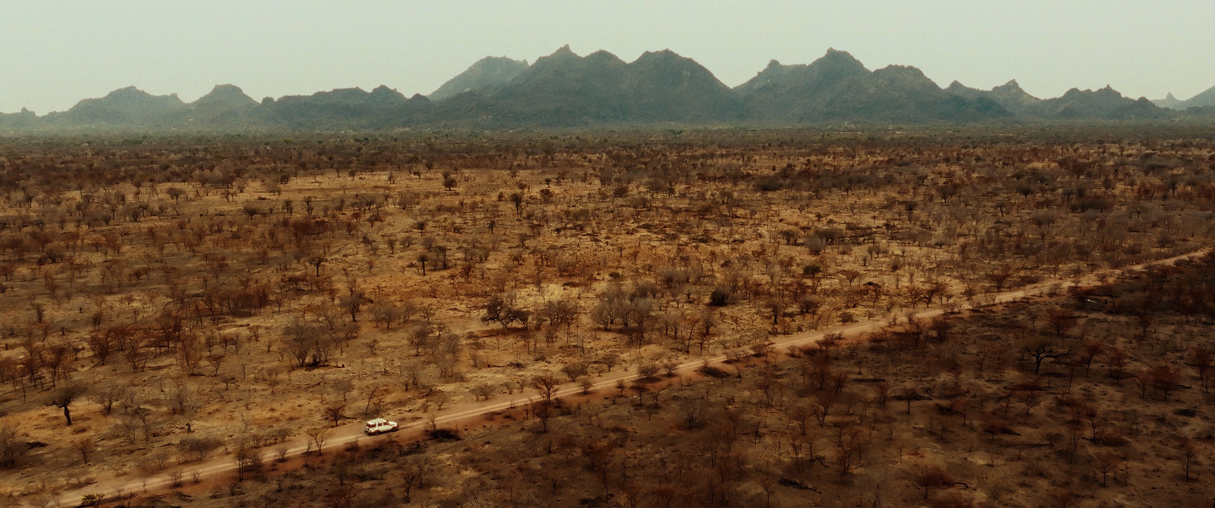 EXODUS_FRAMES_SCOPE-CROPPED_00_21_46_23_Still-1054.jpg
