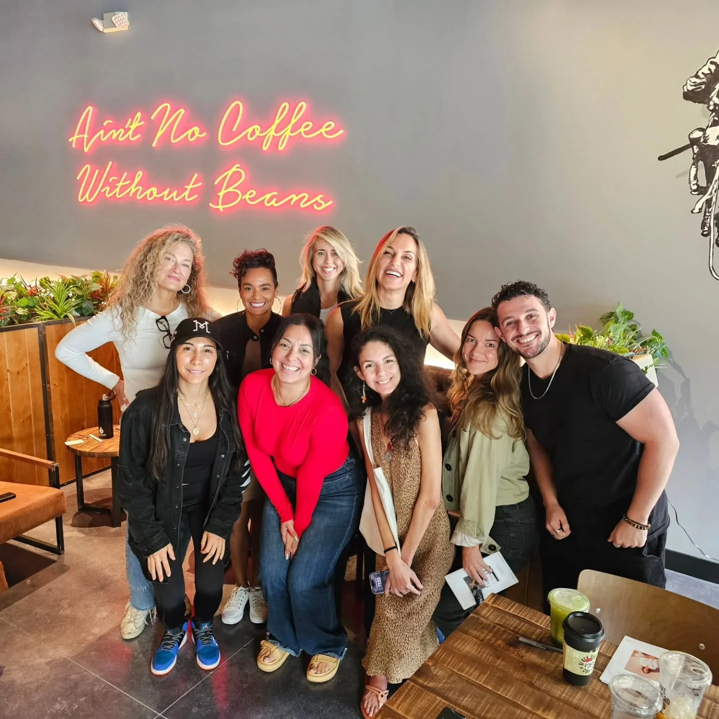 another pour over session in the books ☕️

lattes flowing at @black_sheep_coffee, honest chats and guided conversation by @danielle_coachdam and everyone walking out with a deeper understanding of their own patterns and how to connect with others. 


