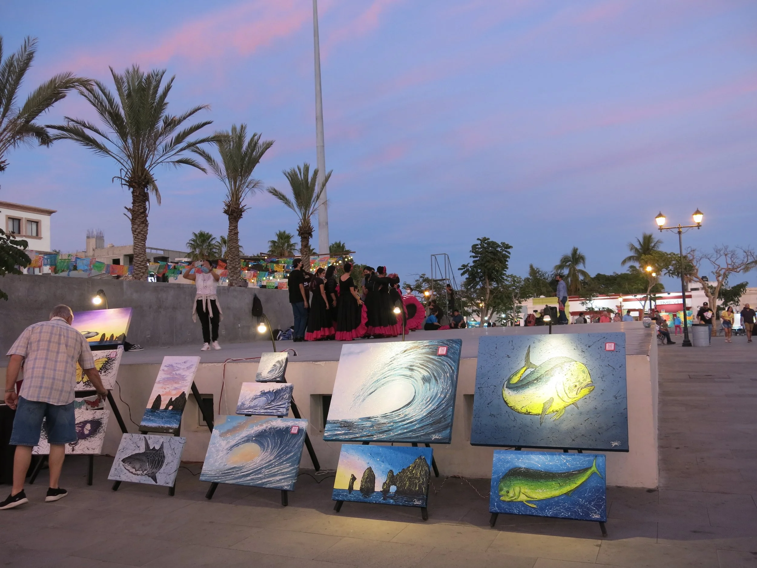 Plaza Mijares in San José del Cabo, the heart of the art district.
