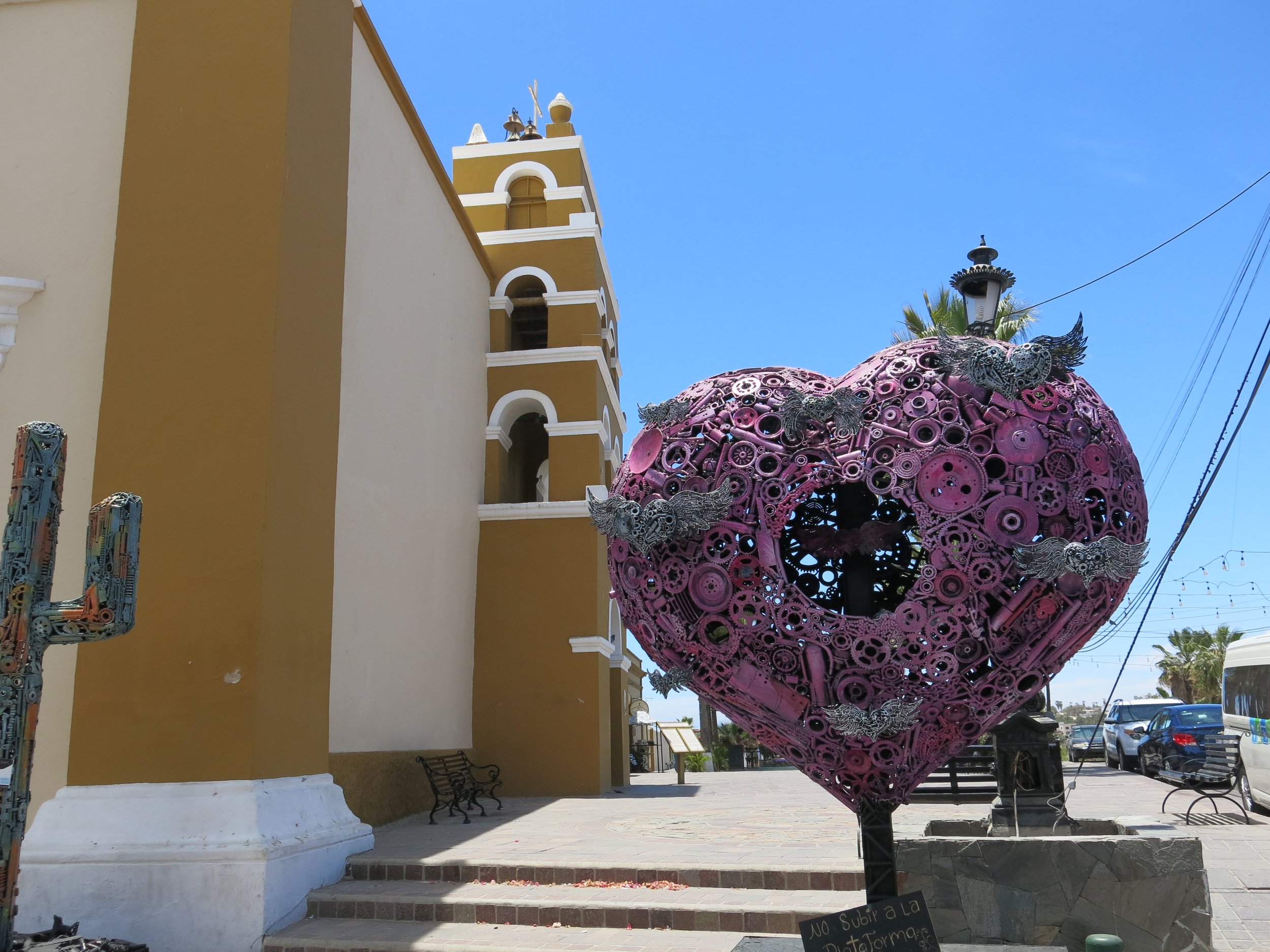 Recycled metal art in Todos Santos