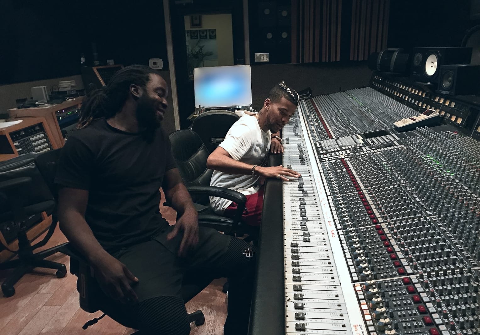 MIXING AND MASTERING