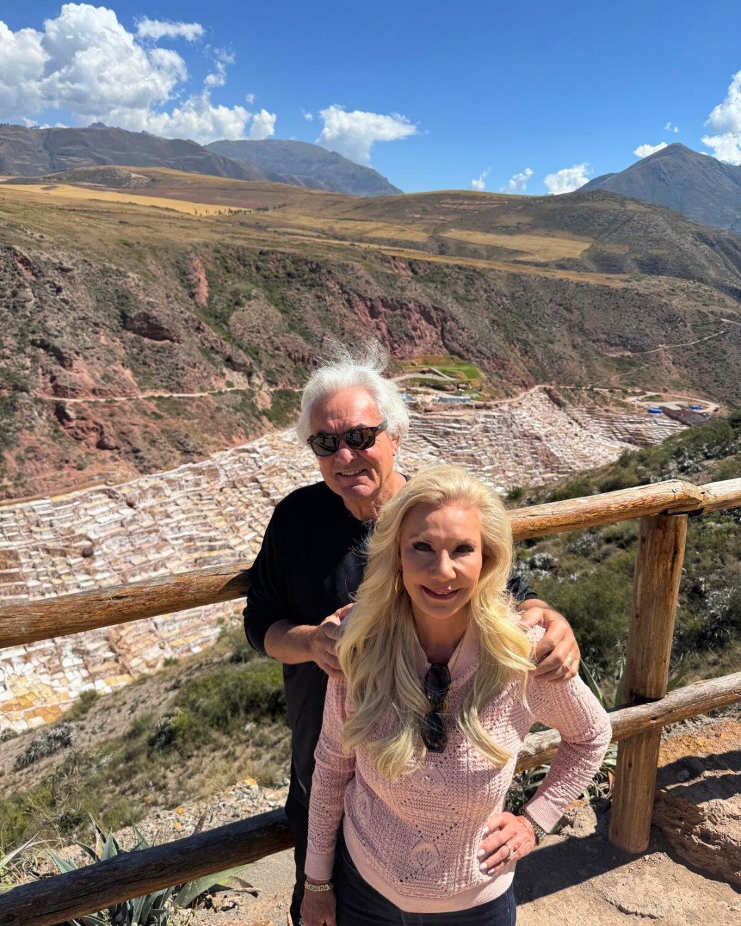 Happy Friday, everyone! I hope you have a lovely weekend ✨

Let me know what your plans for this weekend are.