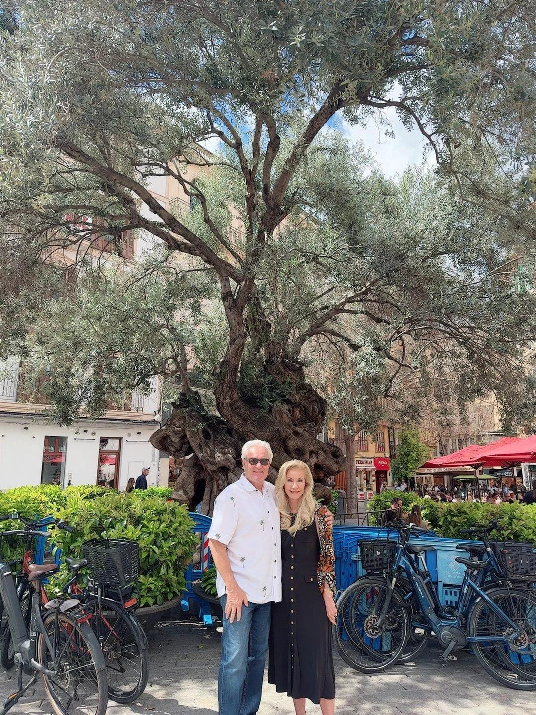 I'm enjoying the lovely days exploring so much history and beautiful places! 🌟