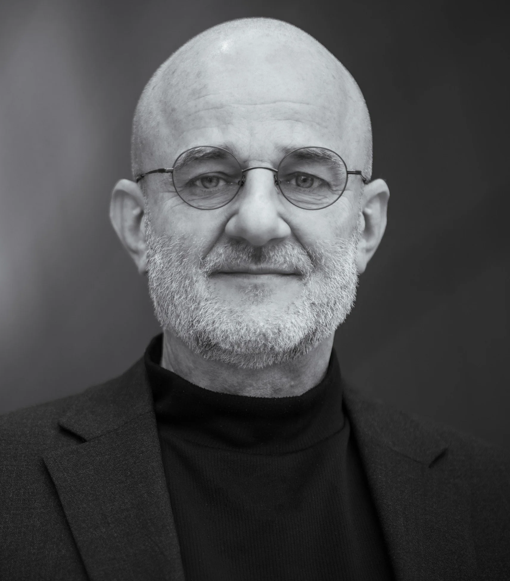 Eric Halter, Director and Founder of deecx