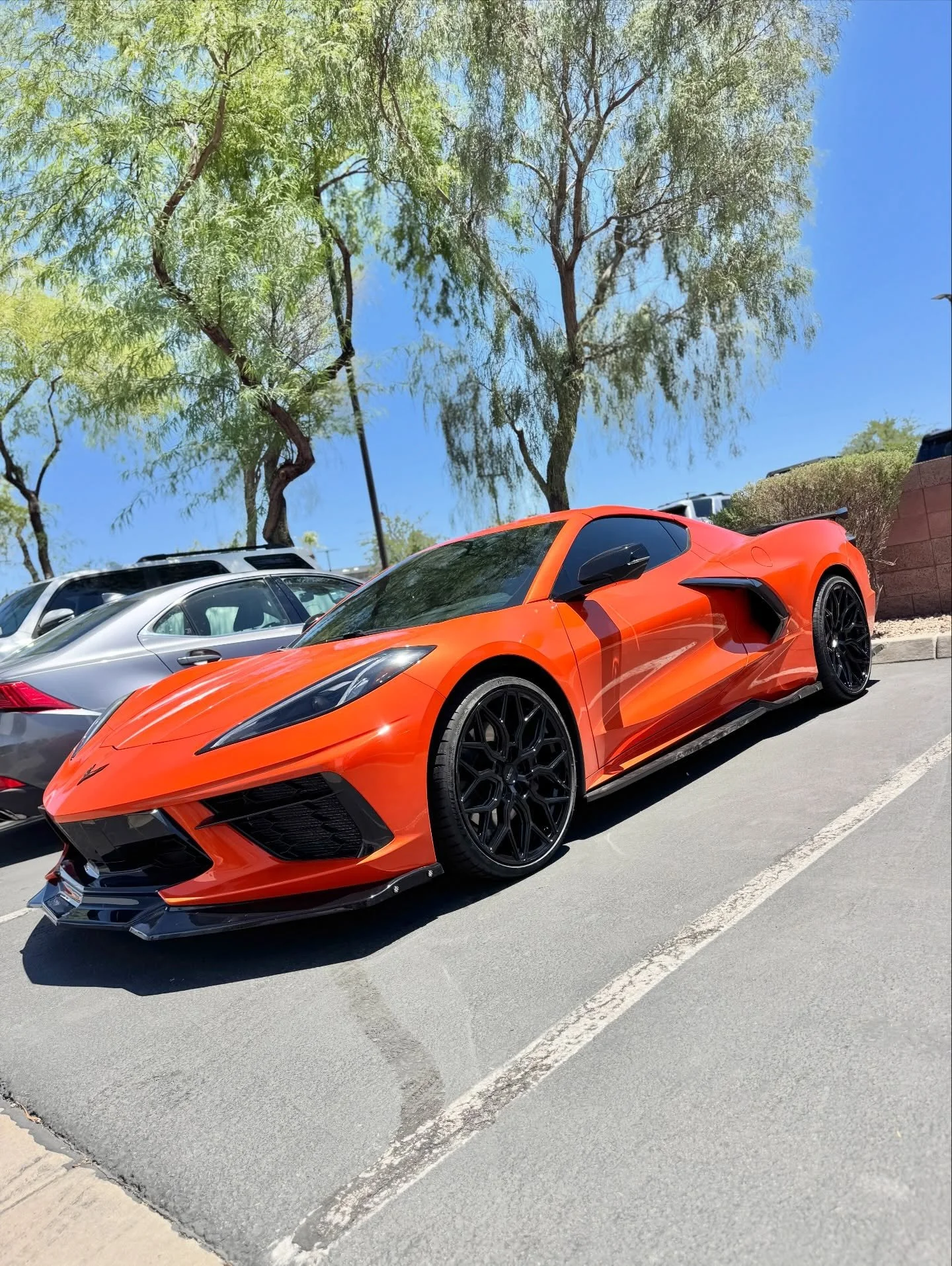 New shoes and aero for this C8🤩

What do you think about the @paragonperf maxton design aero kit and these staggered @vossen HF2&rsquo;s wrapped in @michelin PS4S.

Easily some of the best mods you can do on a new toy😎

Wheels &amp; tires to aero k