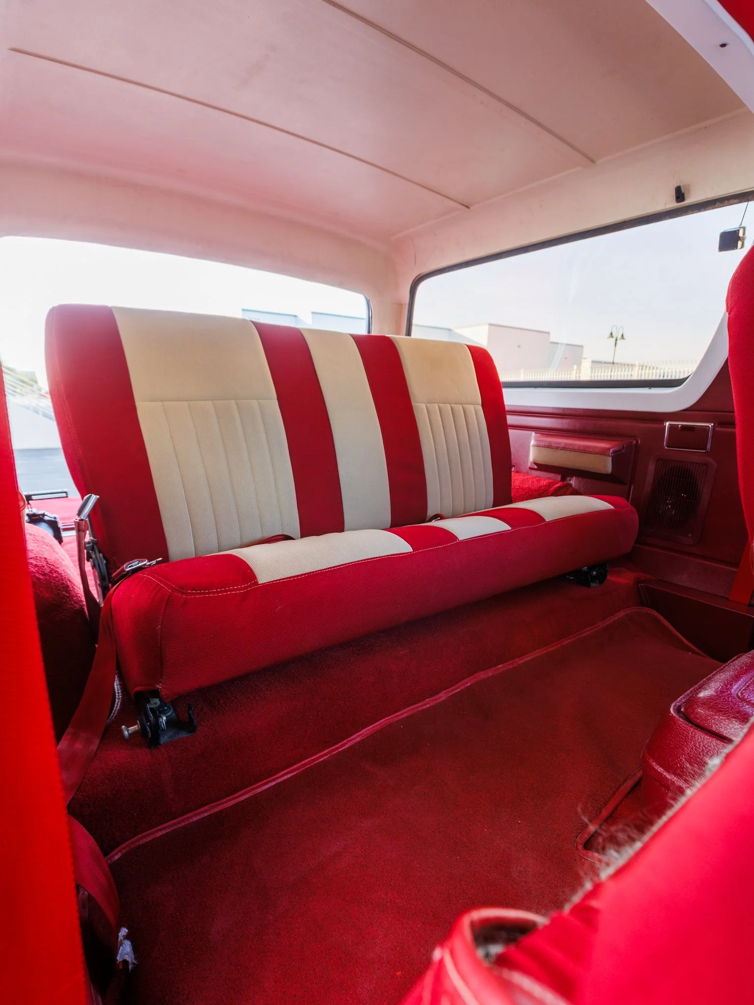 red bronco uphol--2.jpg