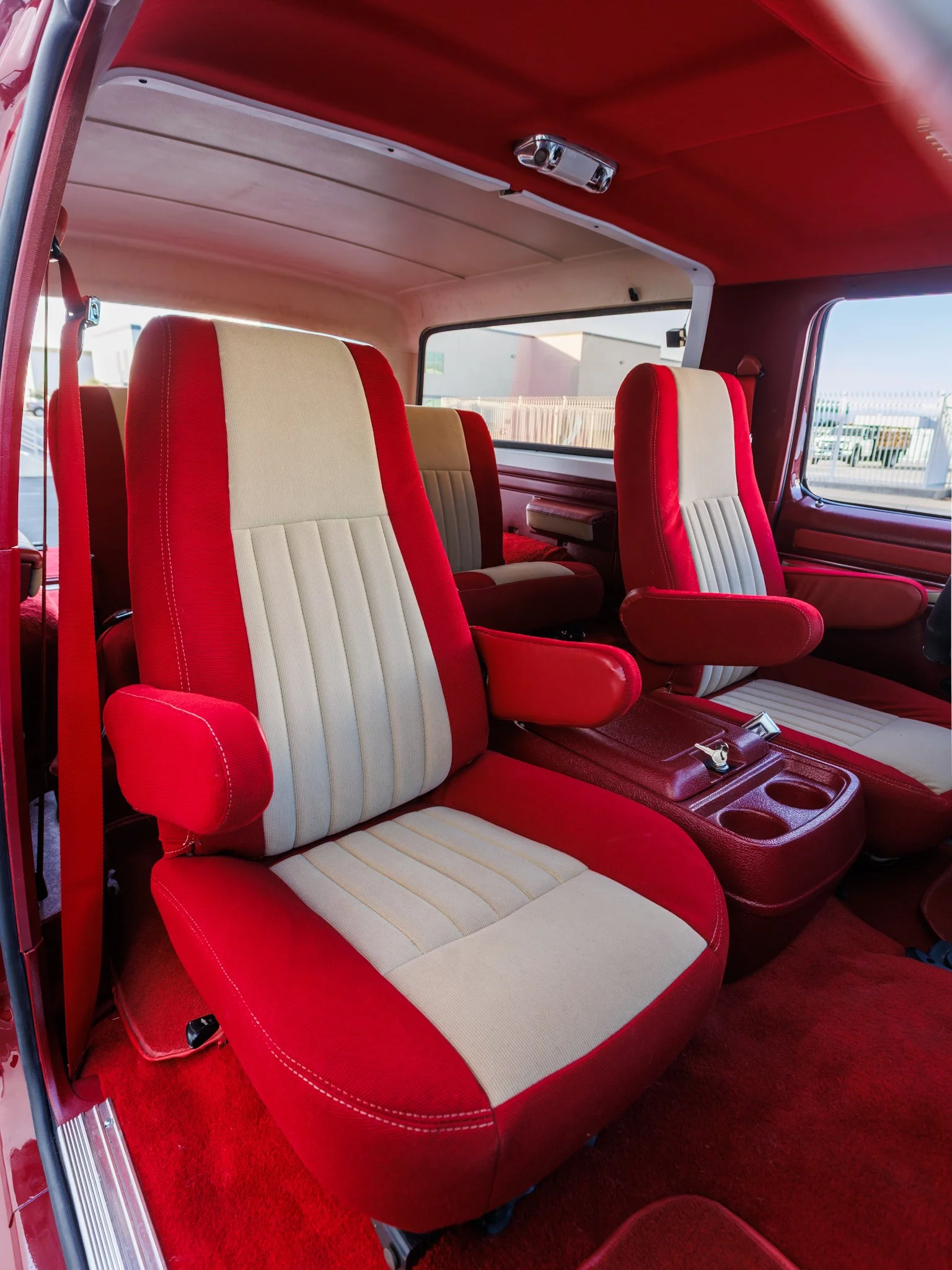 red bronco uphol--3.jpg