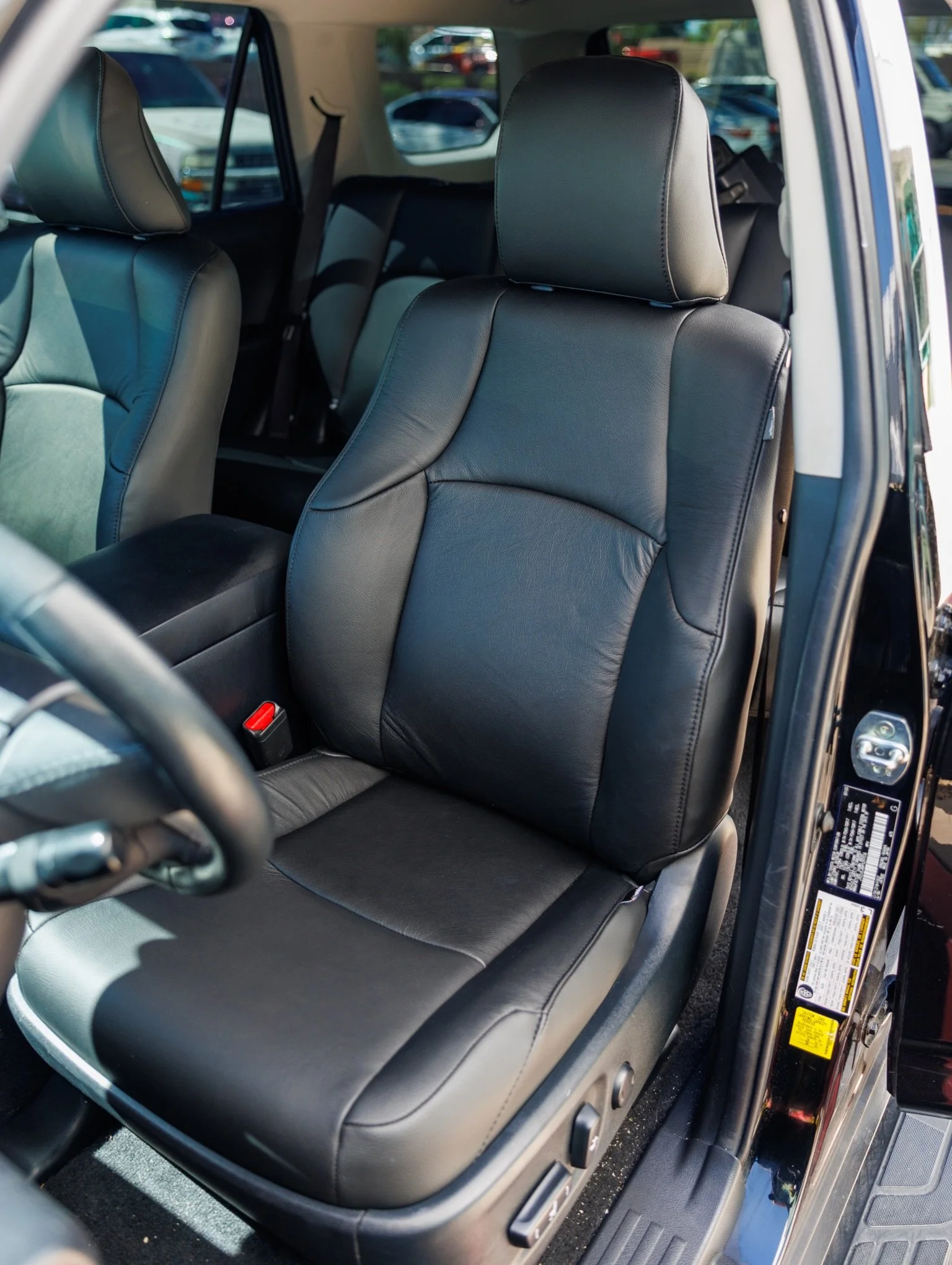 Still rocking cloth seats in your 4Runner? Let&rsquo;s fix that👀

This Toyota 4Runner just got a fresh leather kit by @katzkin_leather and the difference speaks for itself🤩

Our customer went with a clean, all-black leather kit with black stitching