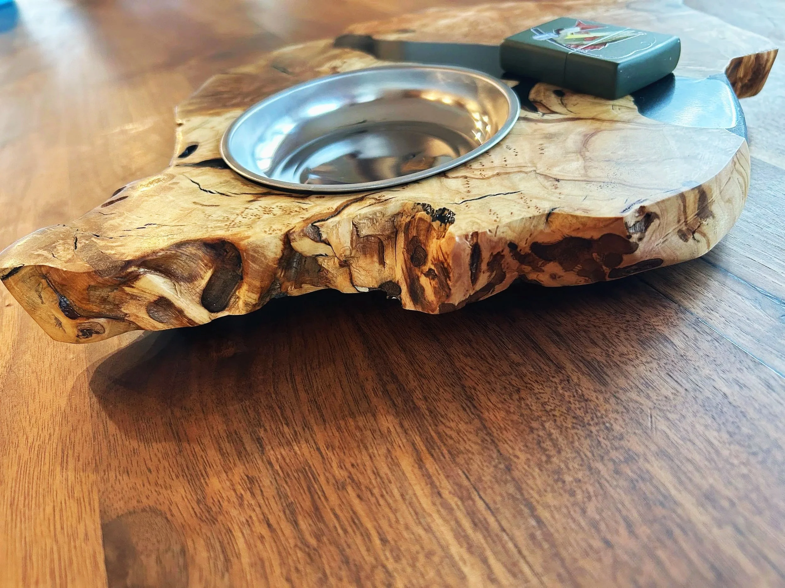 Olive Wood Cigar Tray - Embedded Magnet for Lighter 
