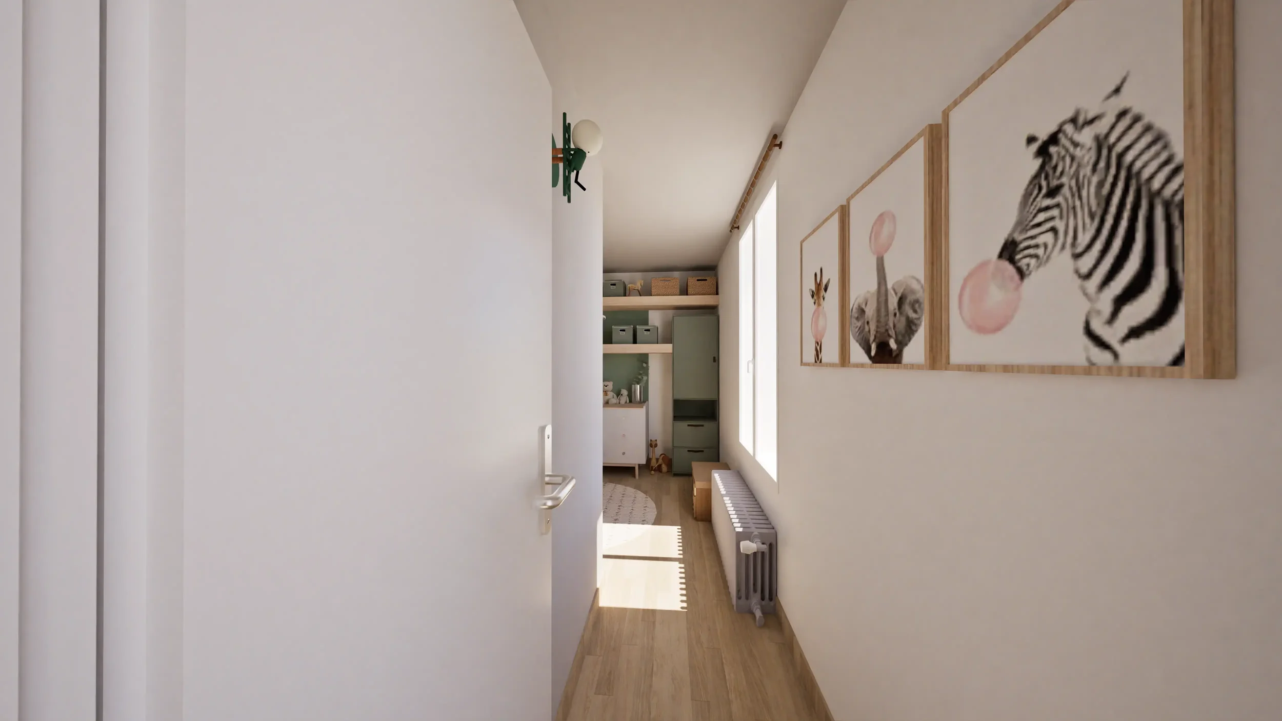 Couloir d'une chambre d'enfant avec des tableaux d'animaux et un radiateur, lumière naturelle