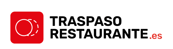 Logotipo con icono redondo en fondo rojo y texto en negro y rojo que dice 'TRASPASO RESTAURANTE.es'.