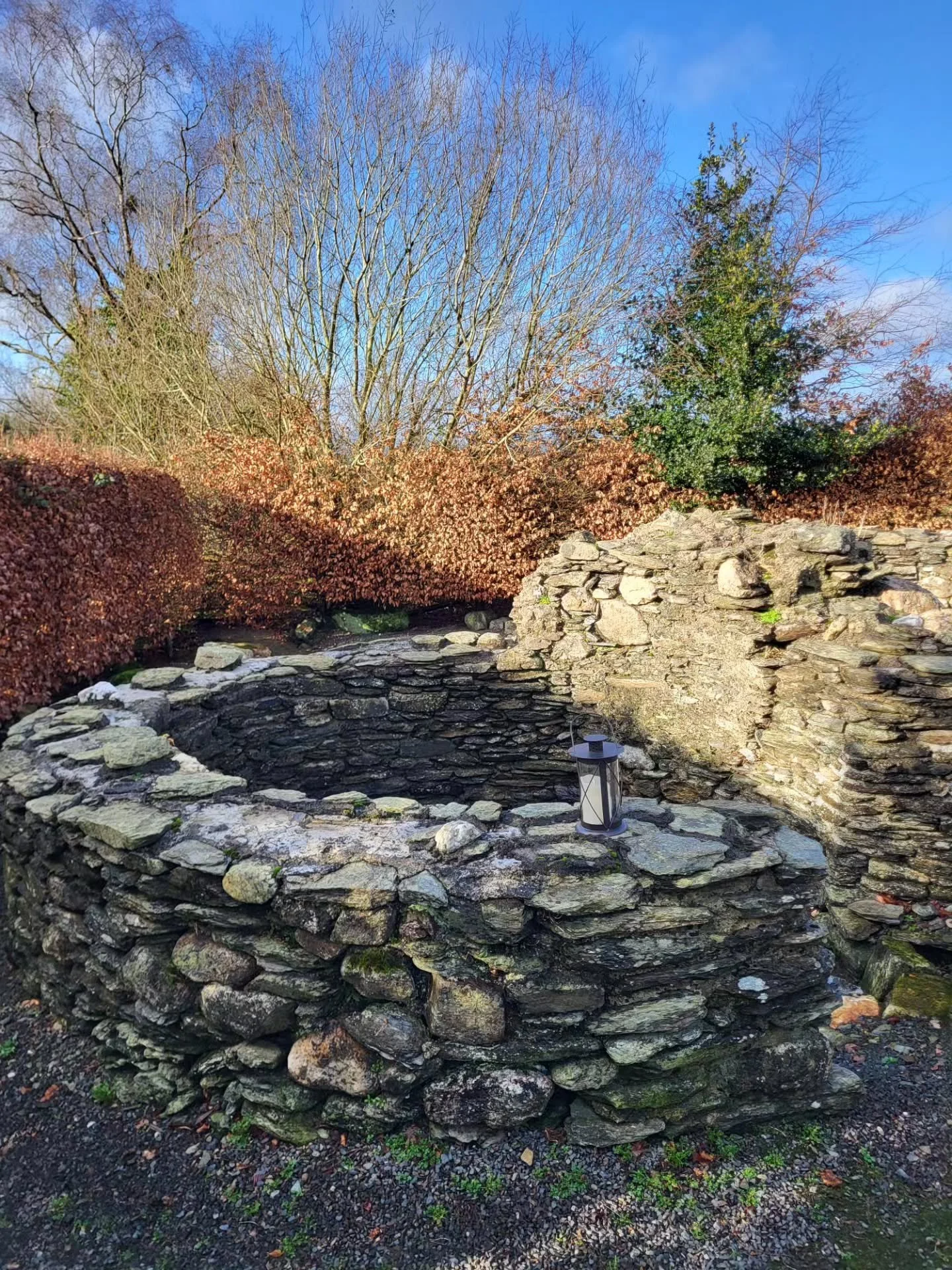 L&aacute; Fh&eacute;ile Bride 🌿

What a beautiful 2 days spent up at Brideswell 🌀 

Honouring the turning of the Wheel as we welcome brigids light back and giving thanks to the Cailleach for guiding us through the winter months.
Imbolc marks the ha