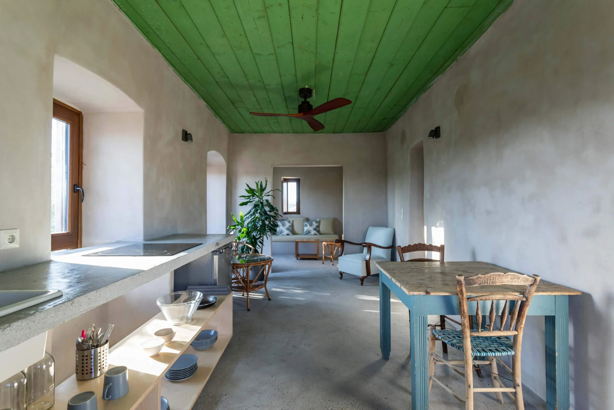 Kythira_Upstairs2.jpeg