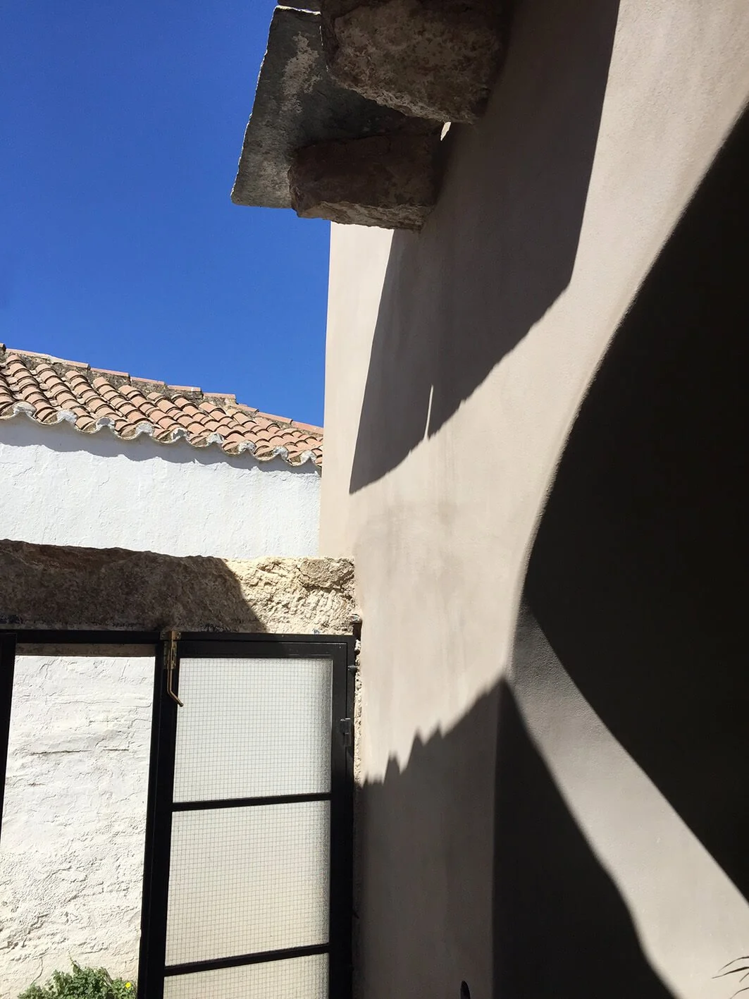 Kythira_Outside6.jpeg