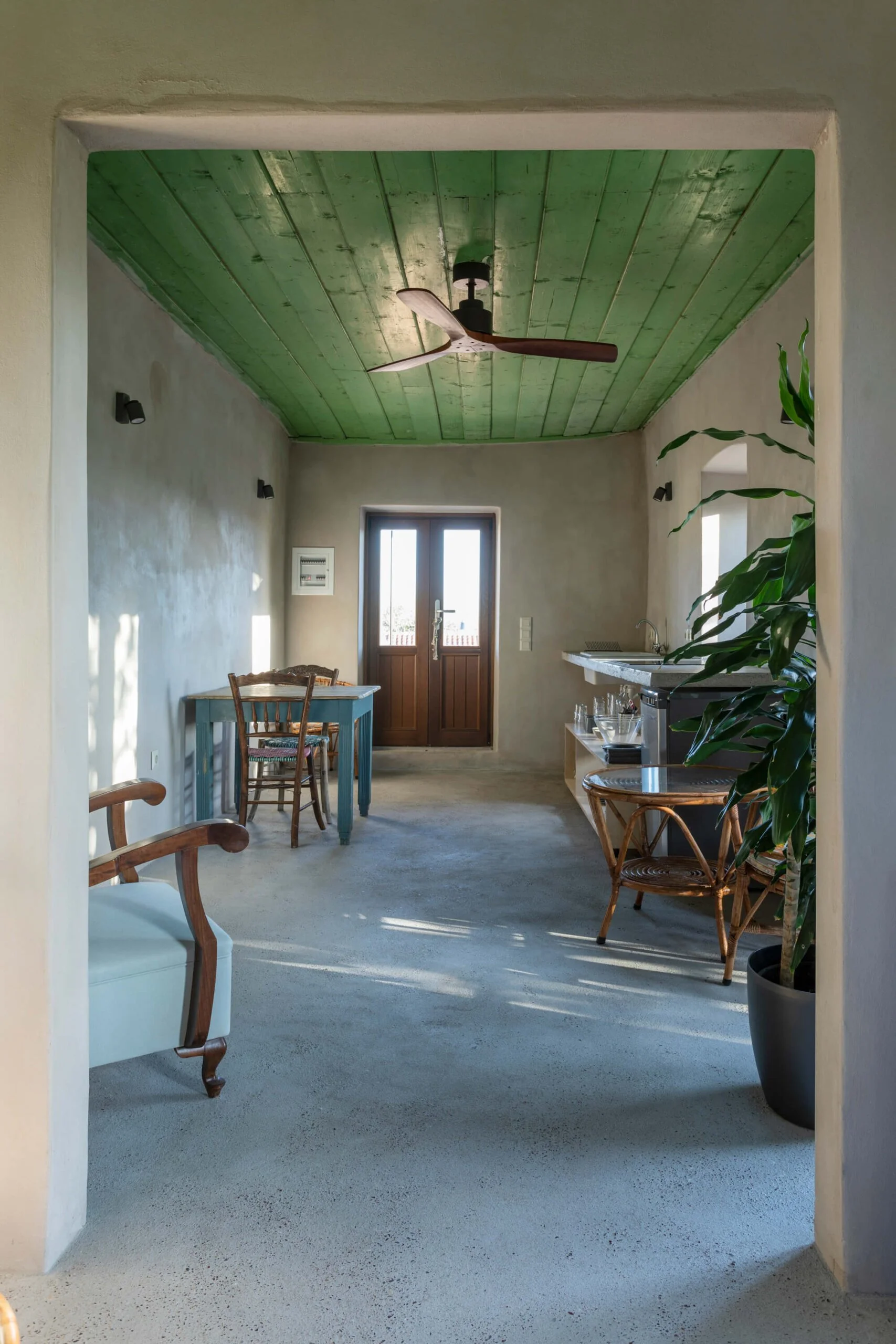 Kythira_Upstairs4.jpeg