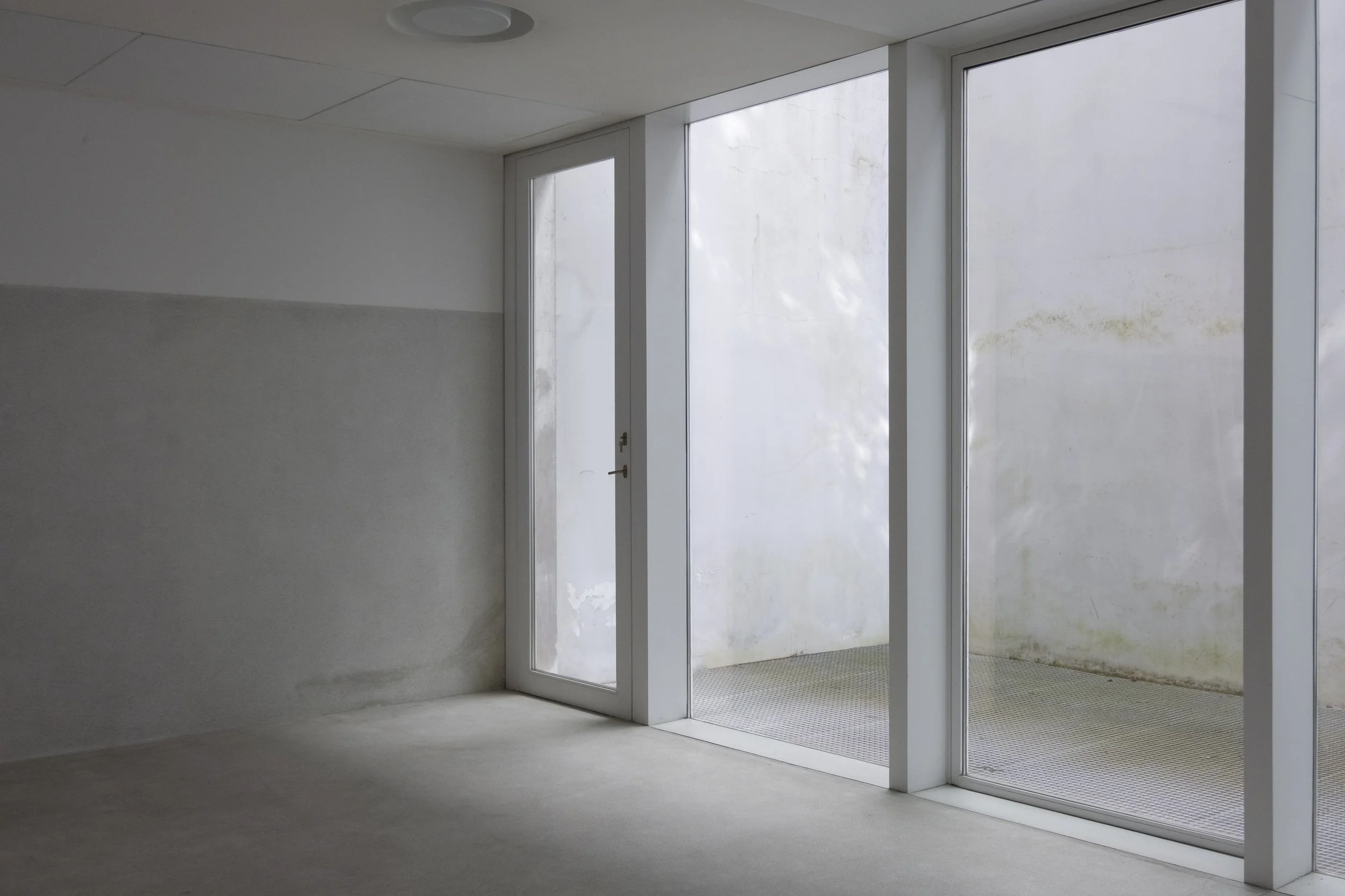 ordem-dos-arquitectos-porto-lobby-moderno-minimalista-fotografia