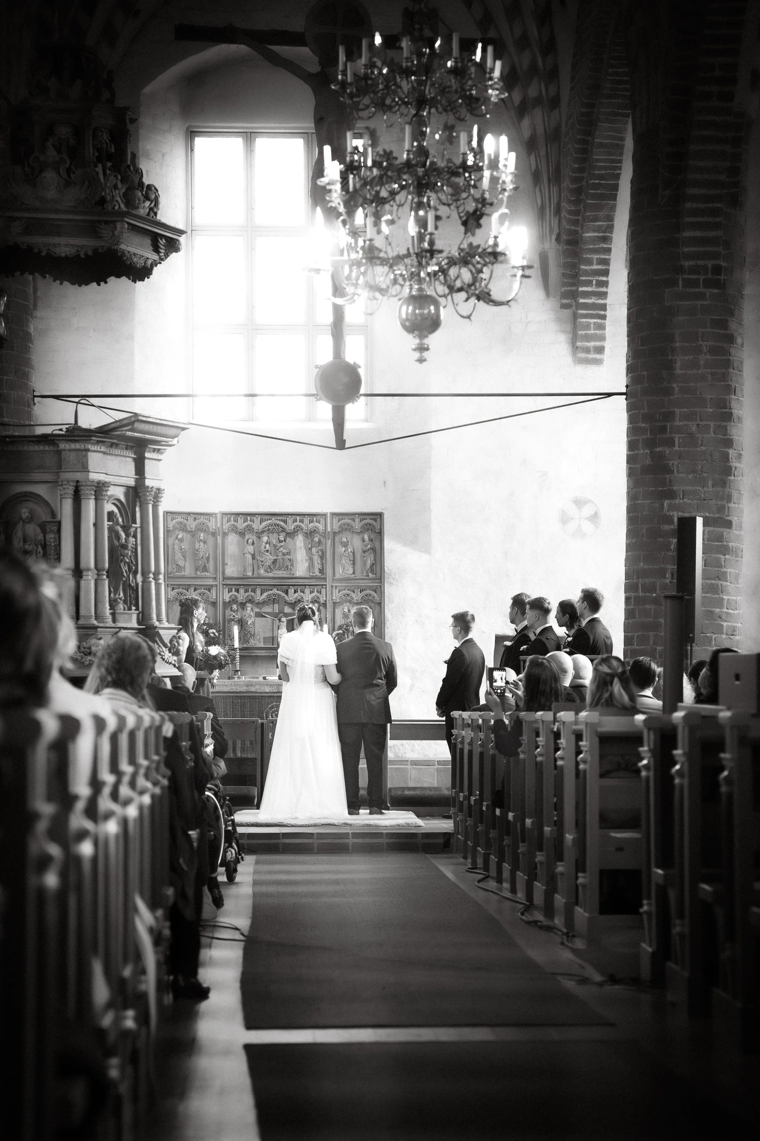 Hääkuvaus Turussa – vihkiminen kirkossa