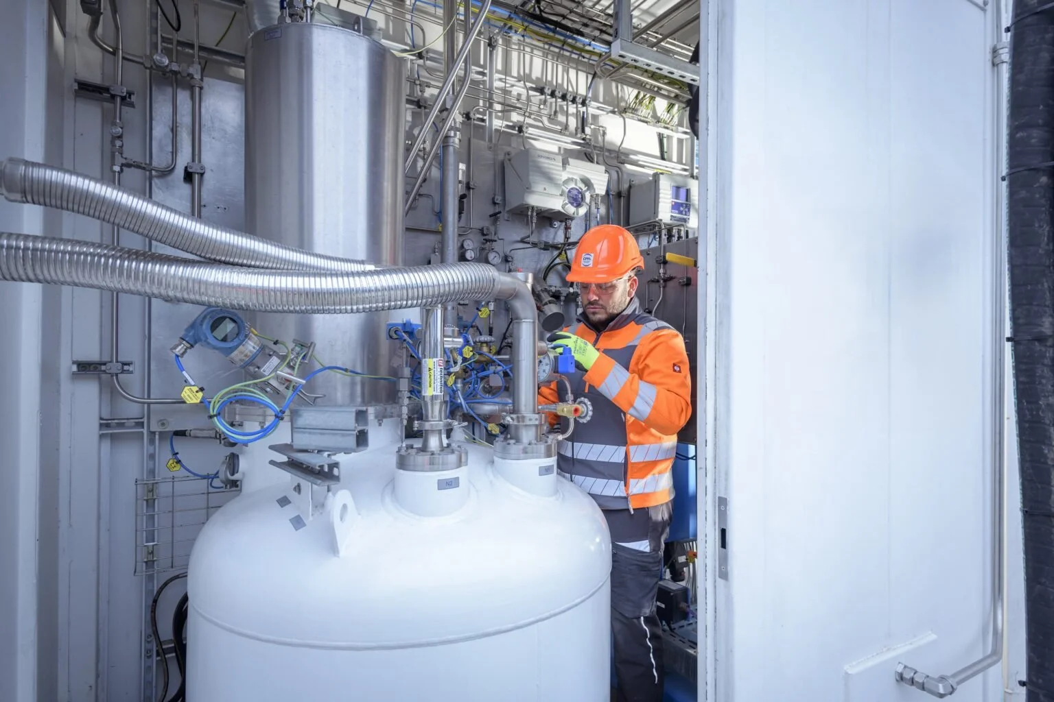 CPH2 activates first licenced manufacturing partnership with Hidrigin