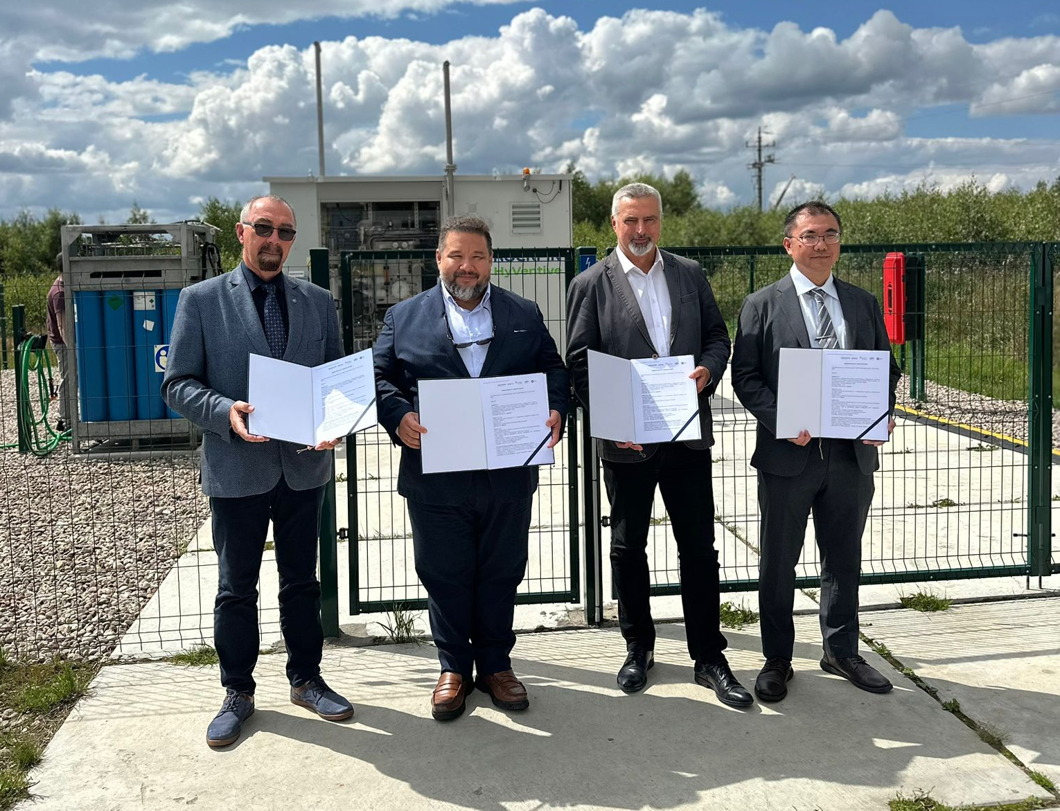 Łukasiewicz - INS join industry innovators to produce green ammonia using hydrogen from advanced SOEC electrolysers