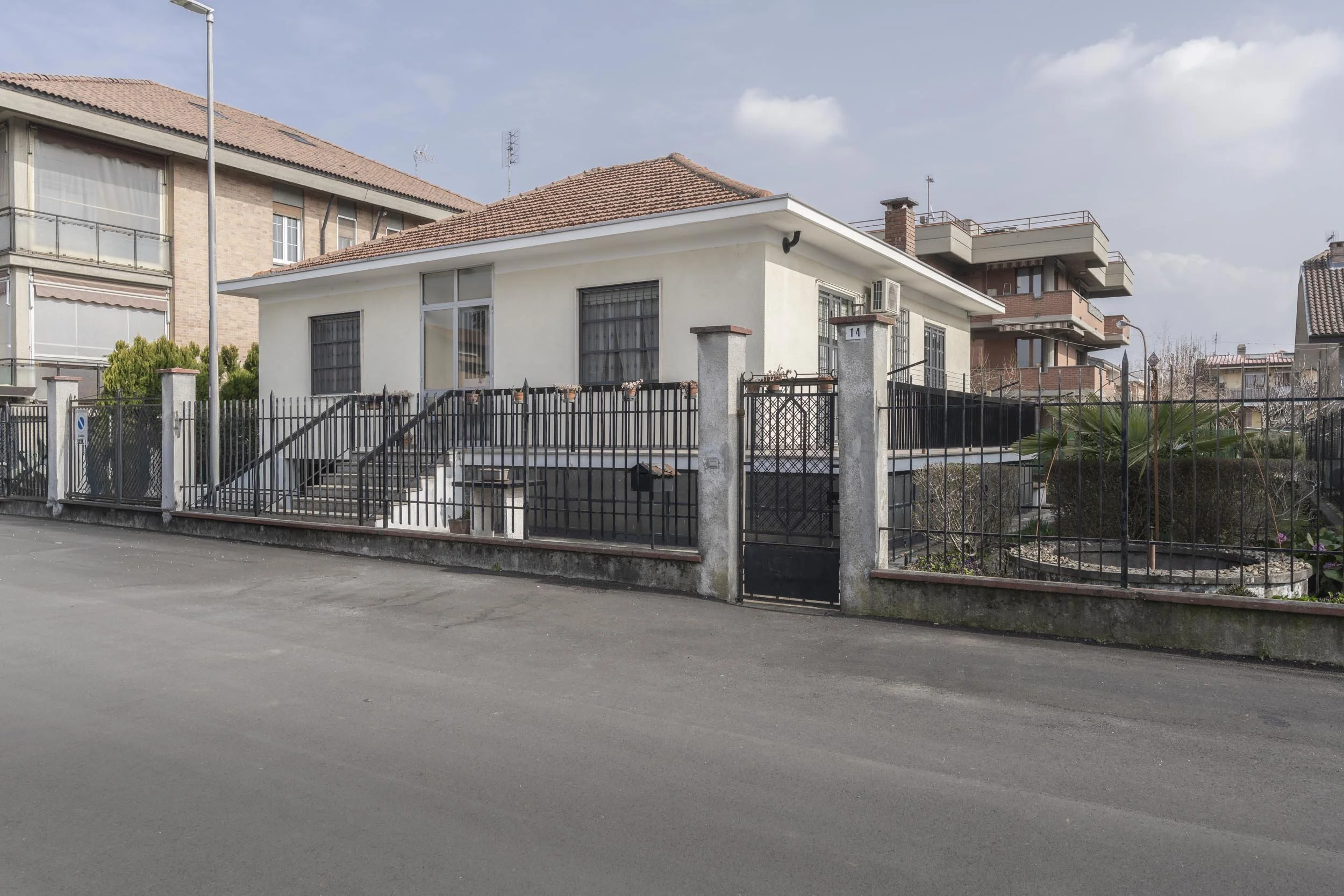 CASA INDIPENDENTE CON 300 MQ DI GIARDINO PRIVATO