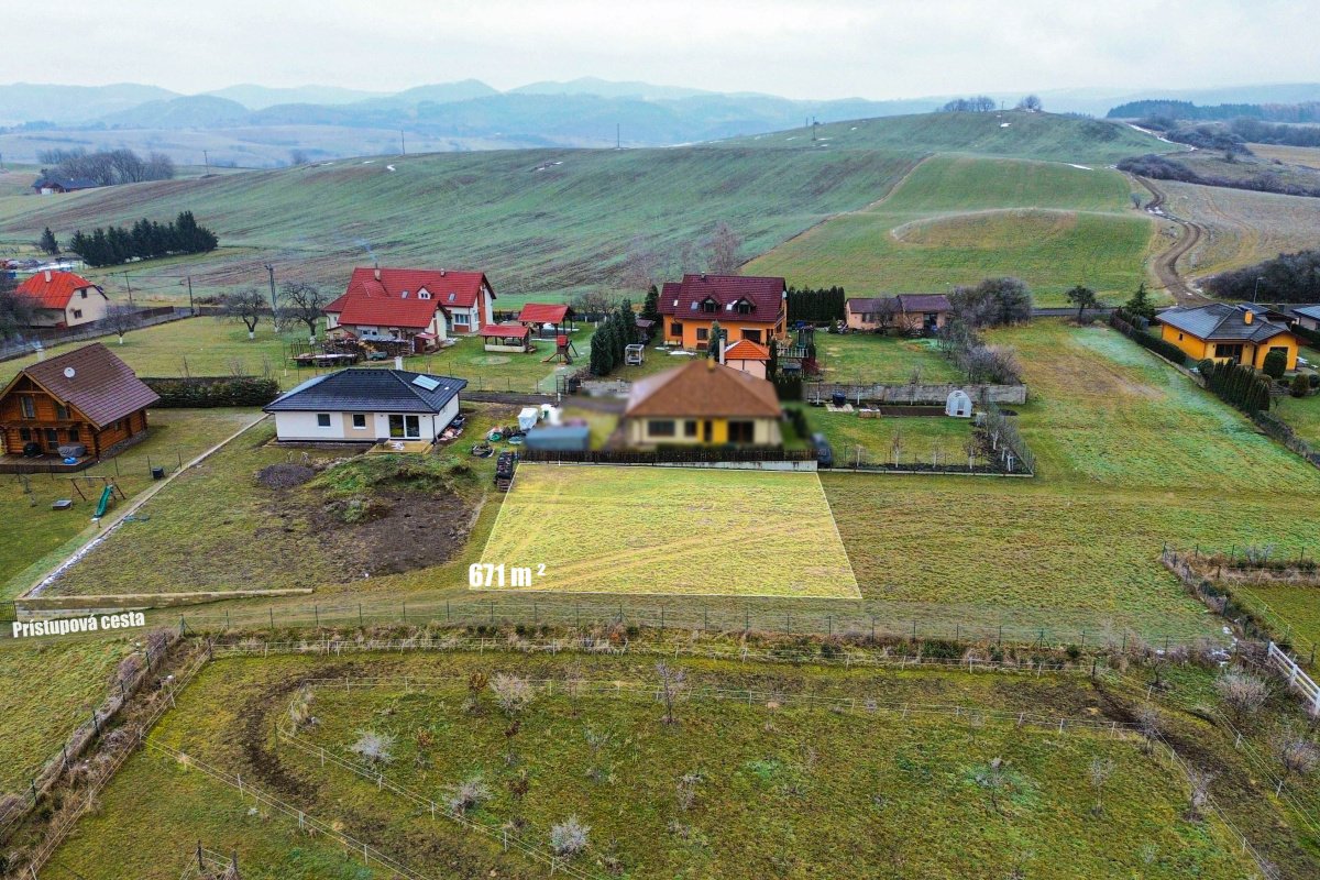 Stavebný pozemok s výhľadom - Banská Štiavnica