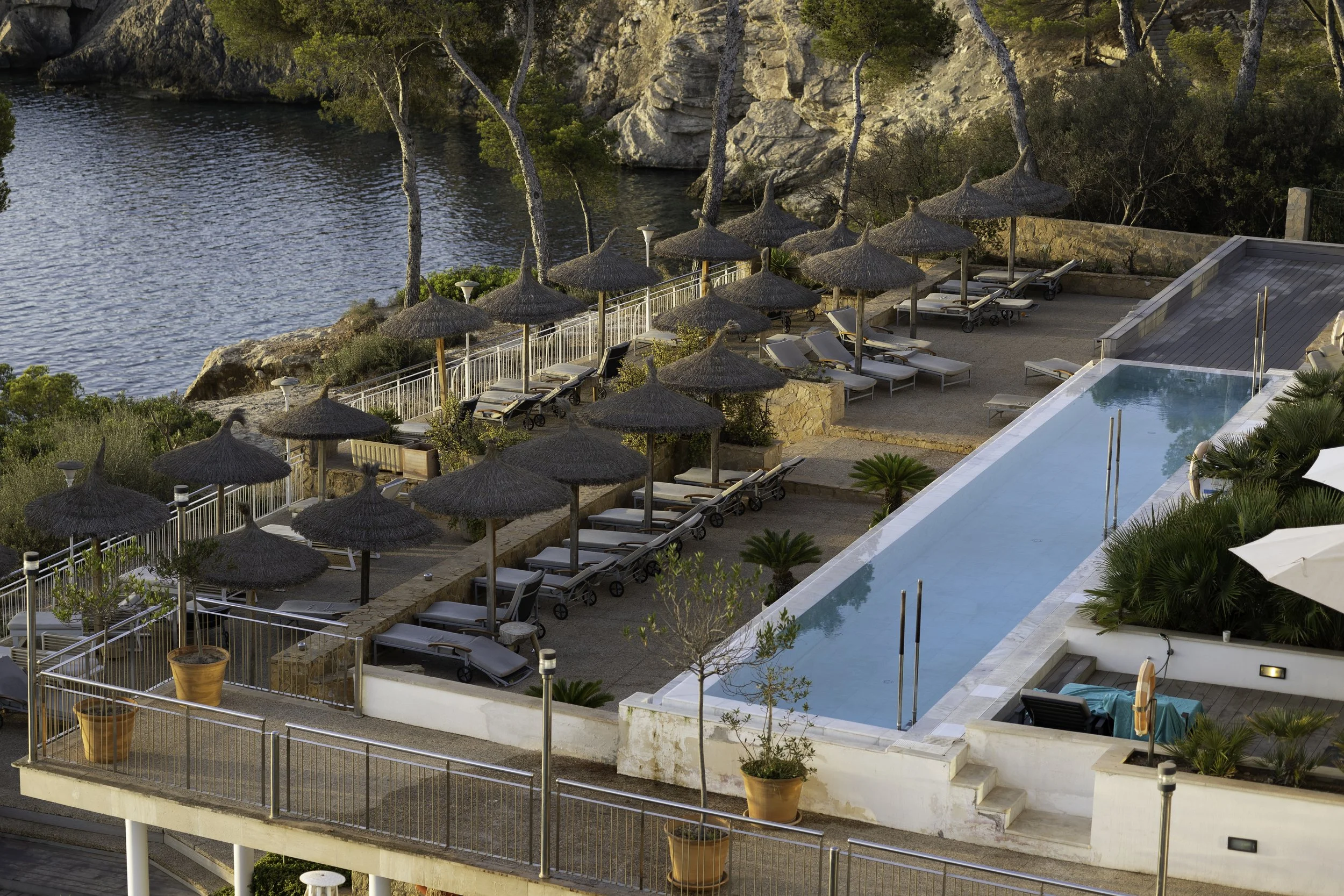 142A0122-Edit copy.jpg