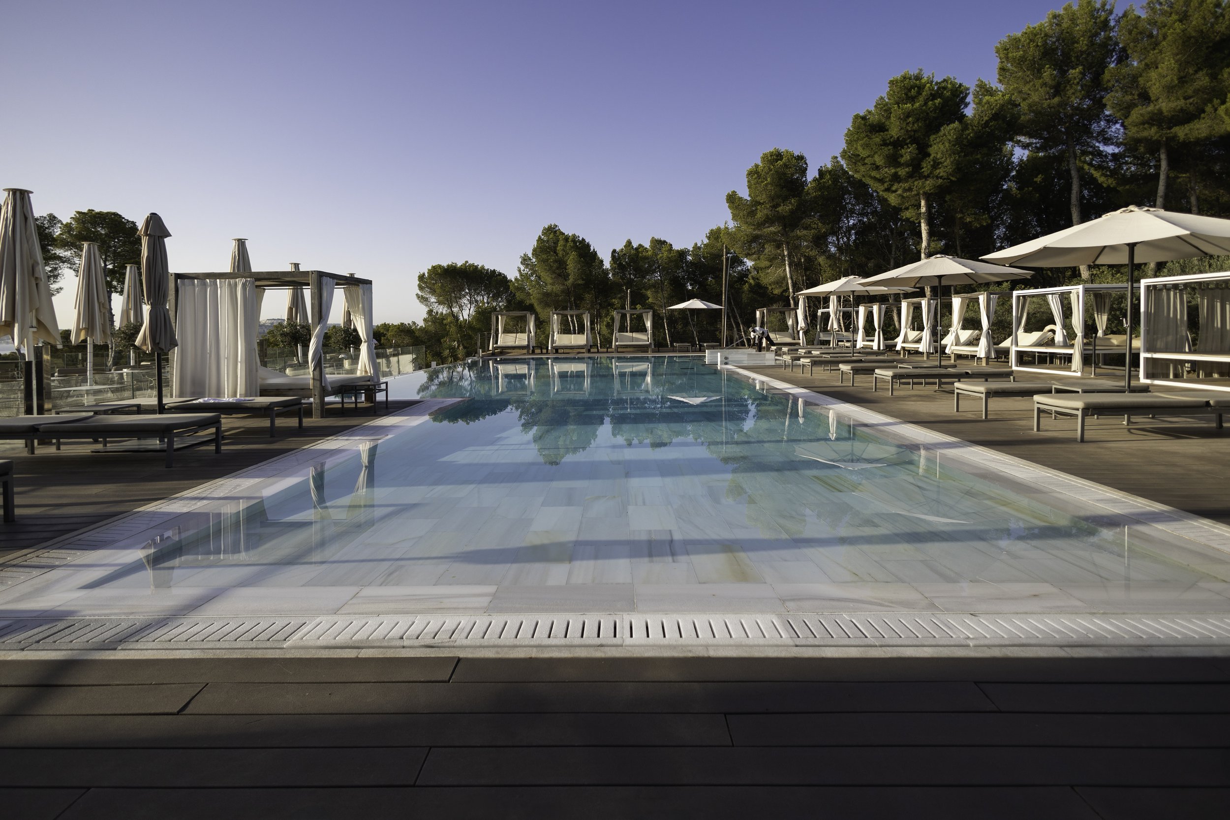 142A0128-Edit copy.jpg