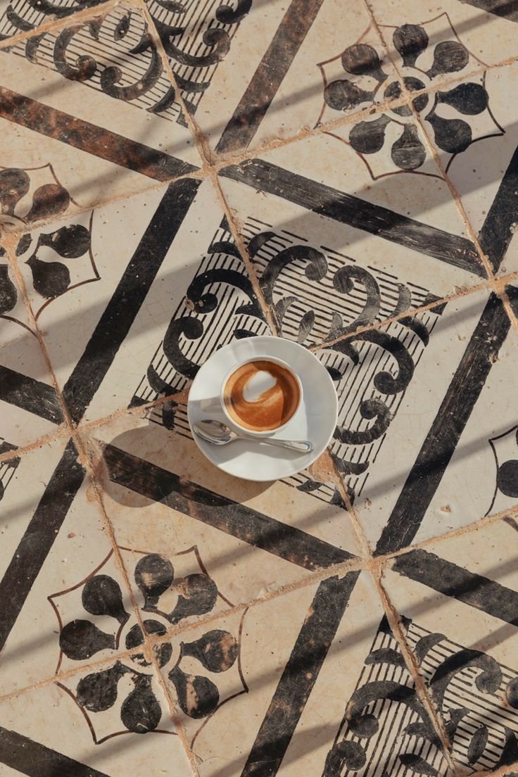 Daniele Luca - Sydney Barista - Professional Onsite barista training - staff training for professional barista and coffee skills - NSW cafe and restaurant staff training