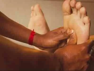 Pamper Yourself with a Foot and Leg Massage