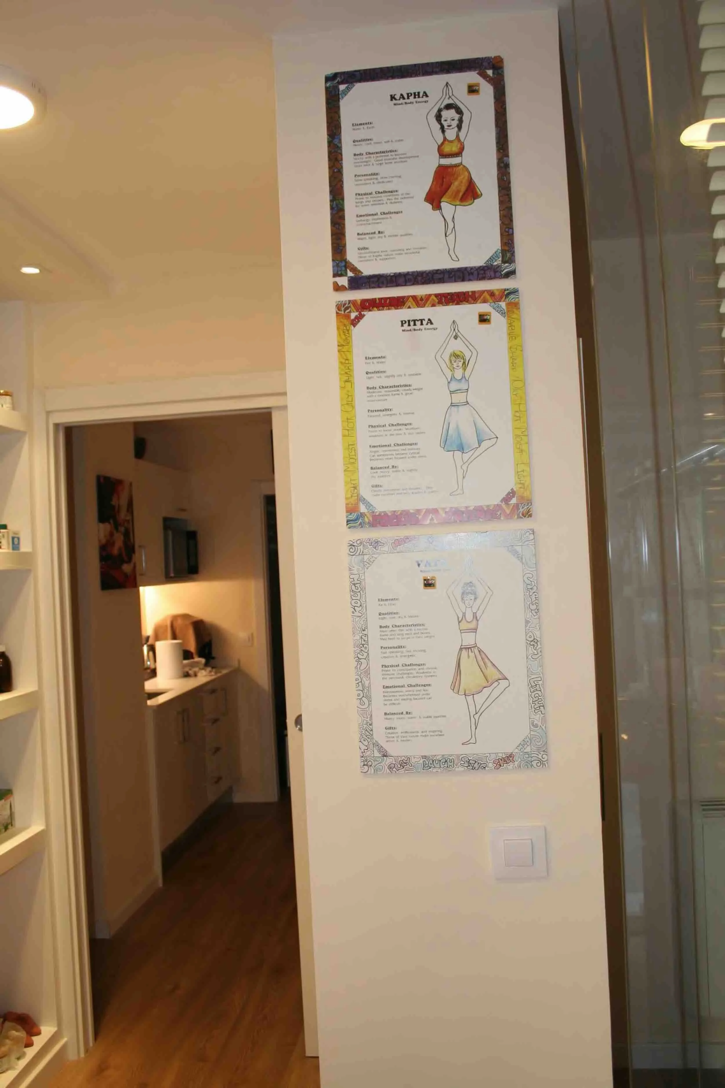 Inside Ayurvedic Health Center in Plaça John Lennon (Barcelona) 