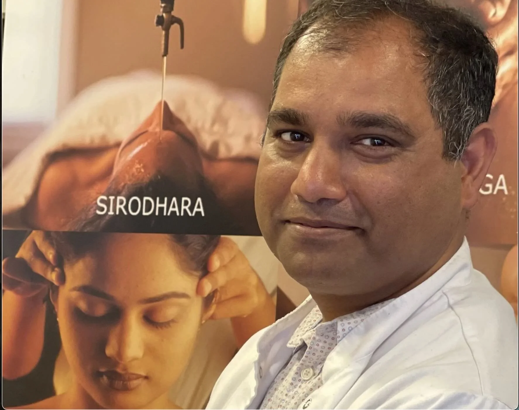 Dr. Narayan Yadav Ayurveda tradicional en Barcelona