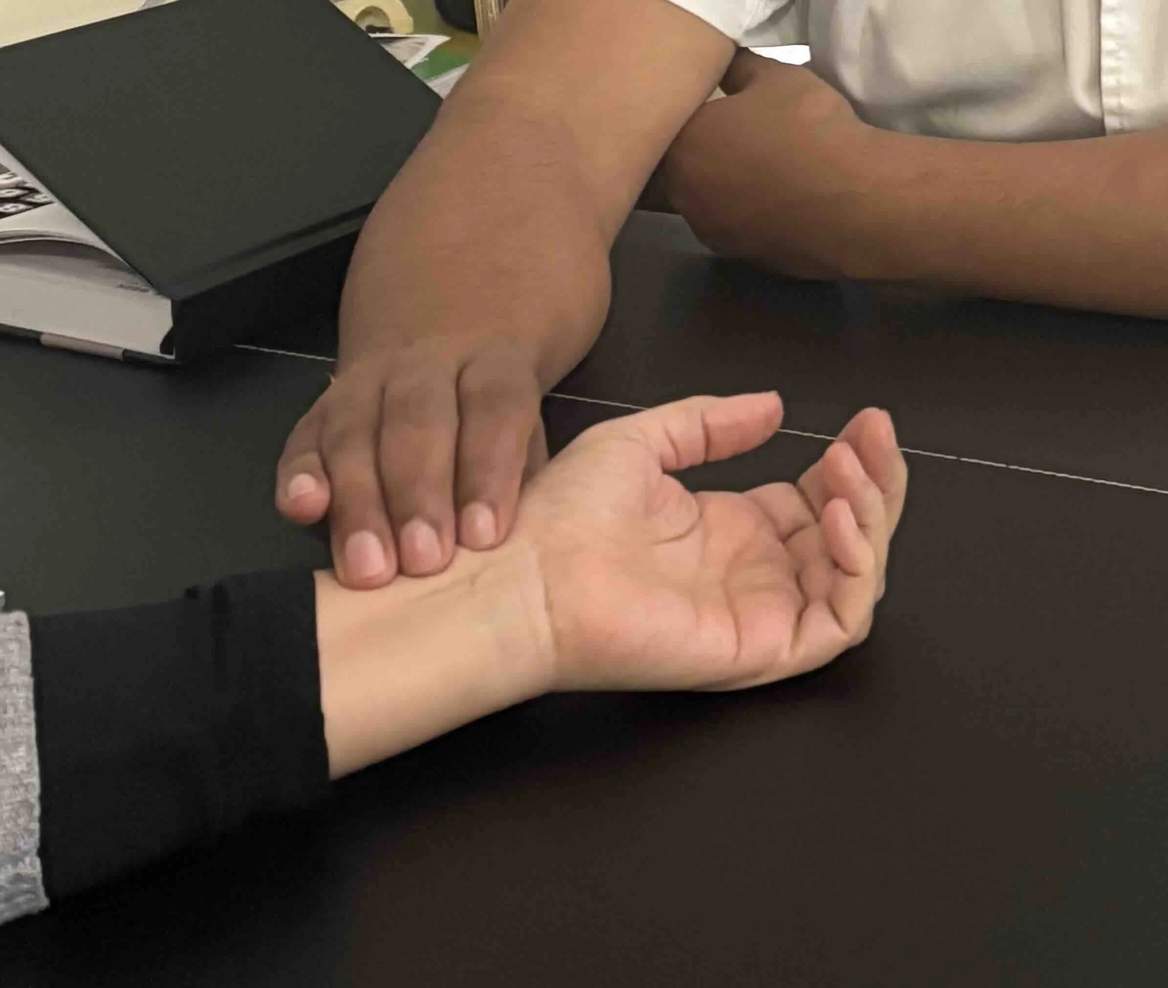 ayurvedic-consultation-pulse-diagnosis-barcelona.jpg .jpeg