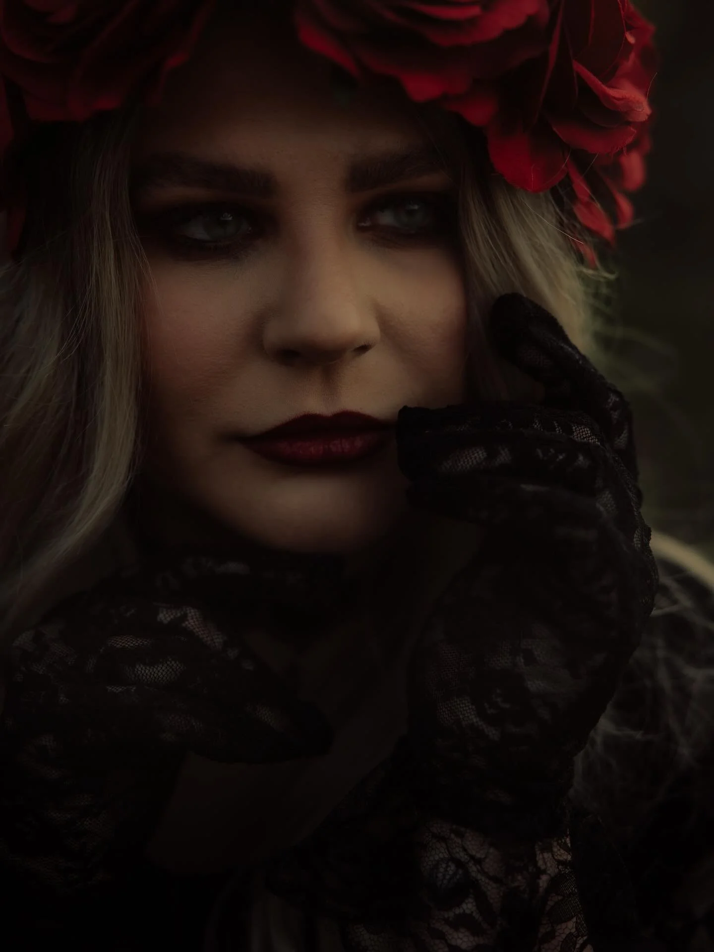 Which one&rsquo;s your fave?

I had an absolute blast capturing the many personalities of Pumpkin Deb 🤣.

No this is actually the gorgeous Keeley in all of her halloweeny forms. Deb is the pumpkin alter ego haha!

Shot at @maxeysfarmshop 🎃

#fantas