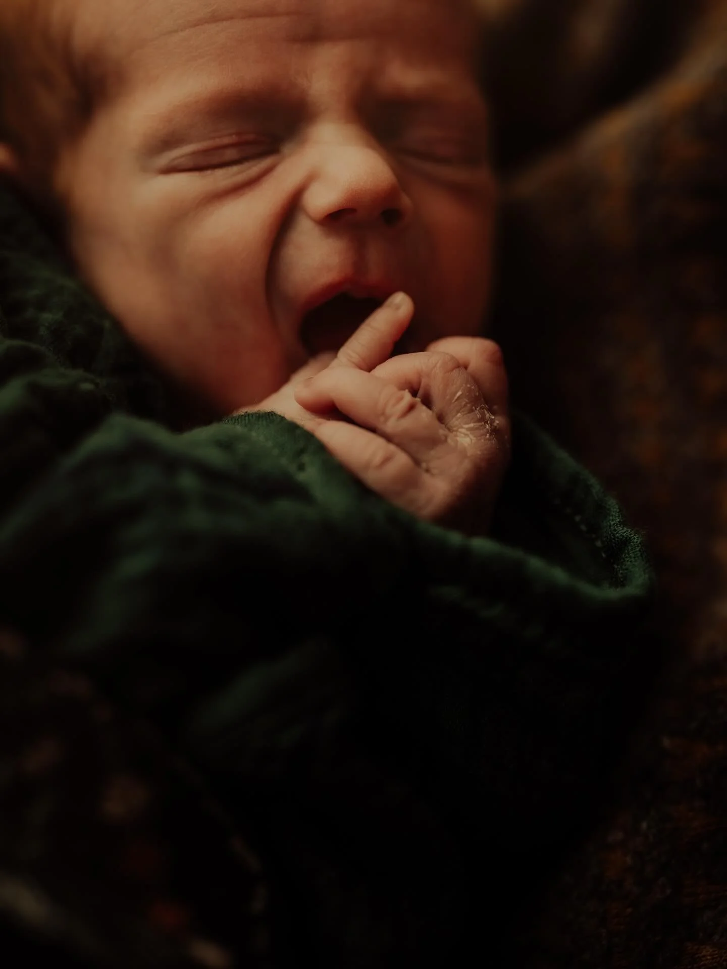 In answer to &lsquo;what is your favourite thing to photograph?&rsquo;, I think flaky, hairy, wrinkly, newborn skin is definitely high on the list!

newborn photography &bull; newborn photographer Nottingham &bull; natural newborn photos &bull; lifes