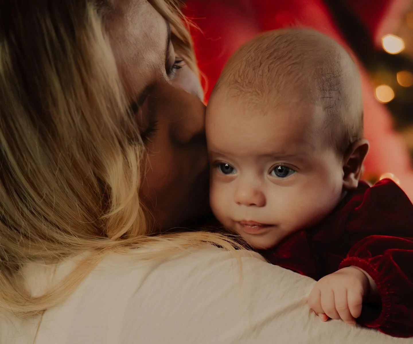 You&rsquo;ll currently find me somewhere beneath the weight of solo parenting and being a business owner, during the festive season 🤣😅.

I absolutely adore both motherhood and this wonderful job of mine, but wow the juggle is real some days 🤪🤣.

