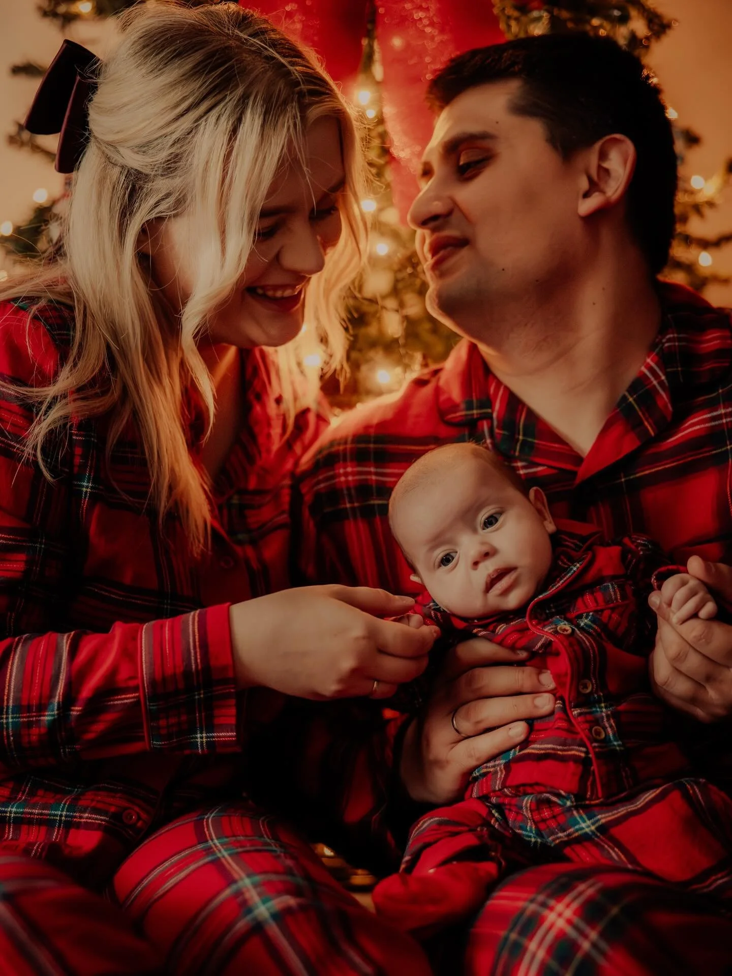 People always, always worry about their home when they are considering an at home shoot, but I can promise you, that you have absolutely nothing to worry about.

With some natural light coming in, or some twinkly Christmas lights, you&rsquo;re sorted