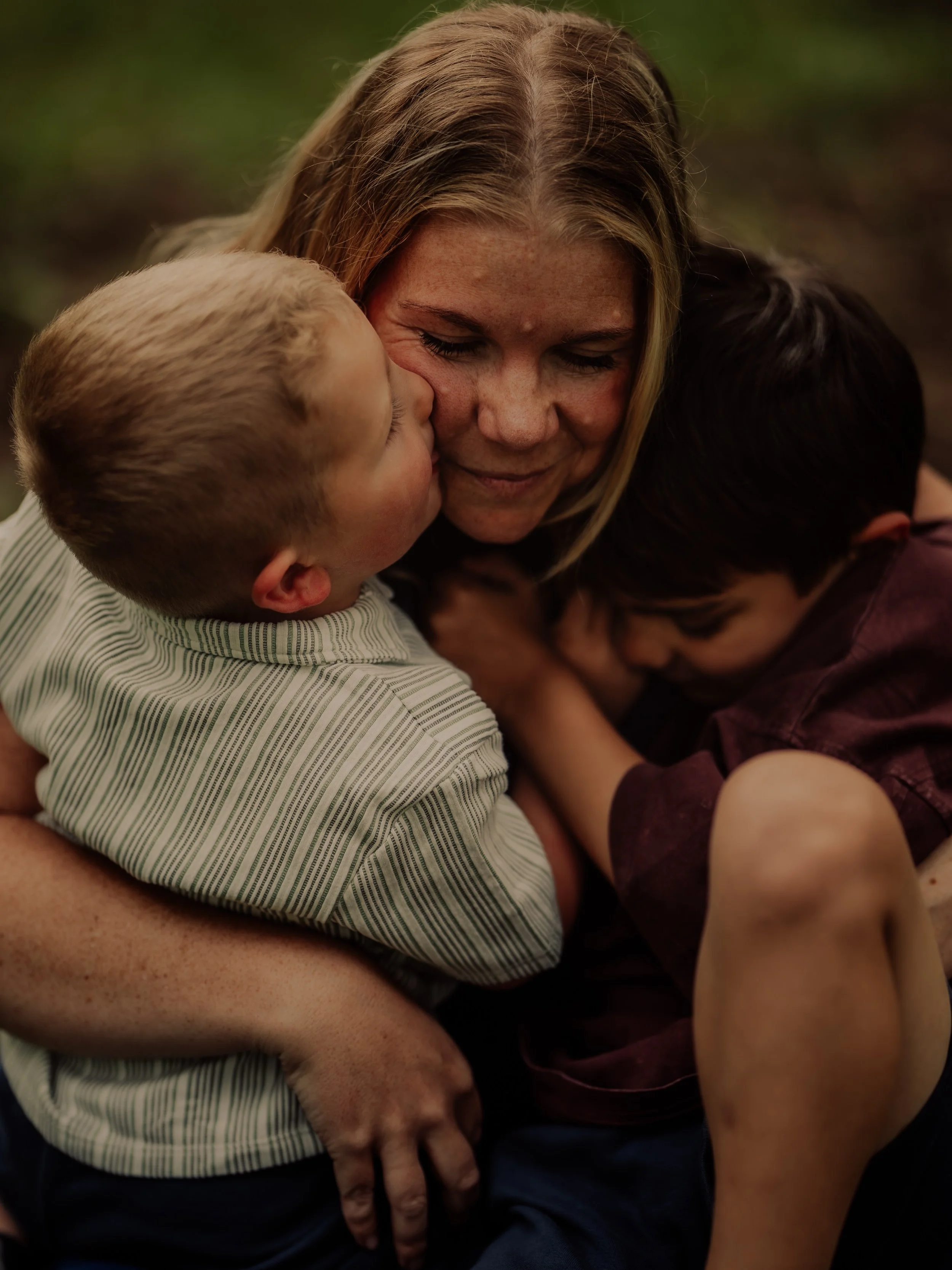 Mums, you should be in the pictures! 

Laura asked for photos of the boys, but that the odd one with her in would be nice. Well, look how absolutely thrilled her little guys were to be playing with her for alllll of the pics 🥰😍. Just such a gorgeou