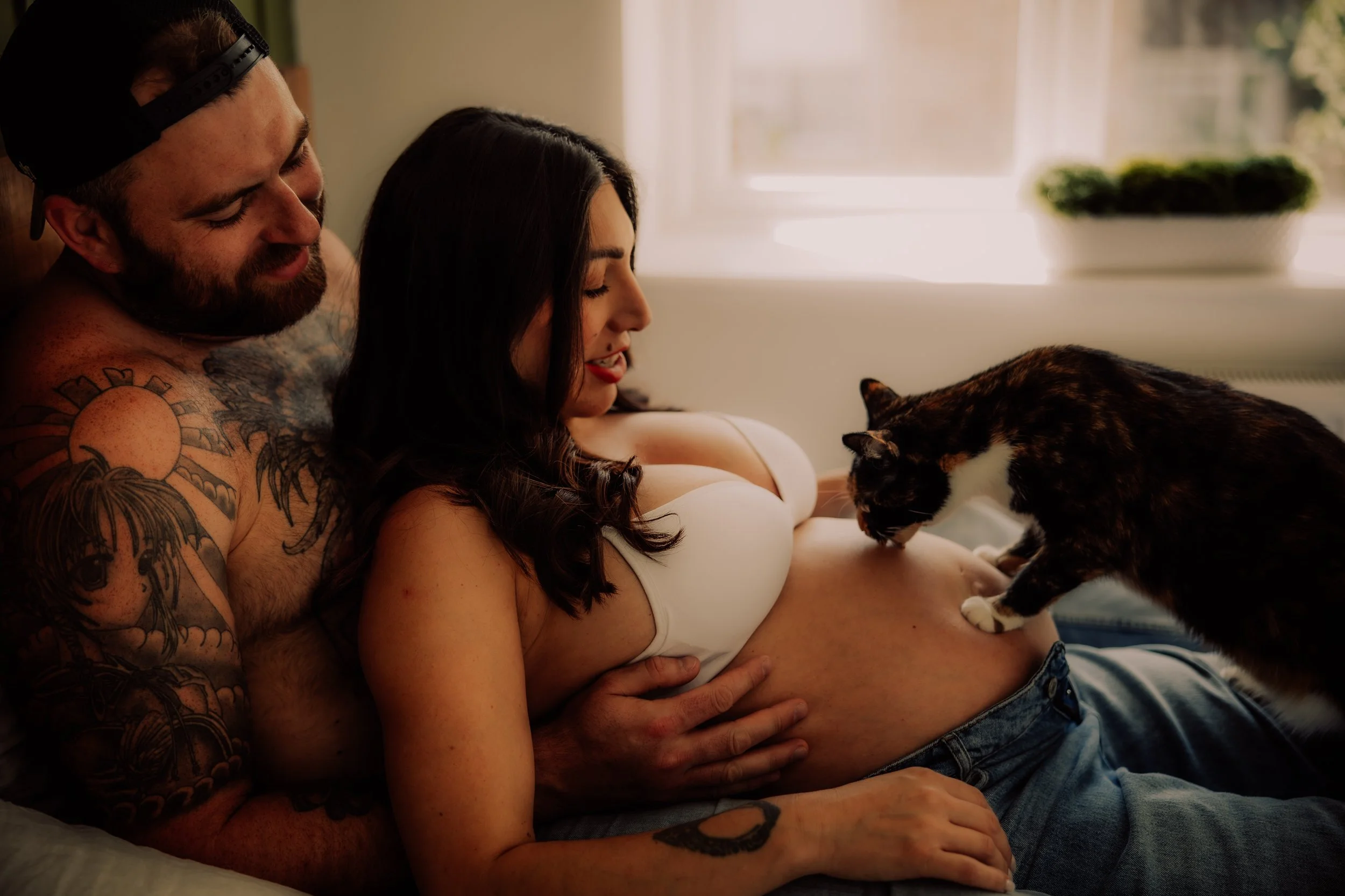 Intimate At Home Maternity Photoshoot in Leicestershire | Ella