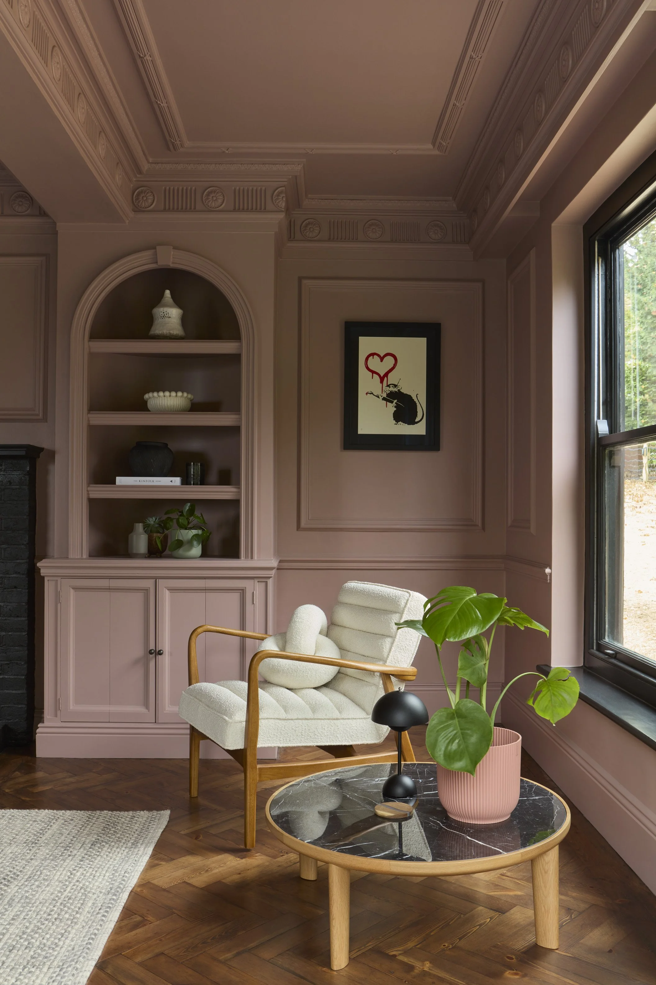 241107LivingRm_006.jpg