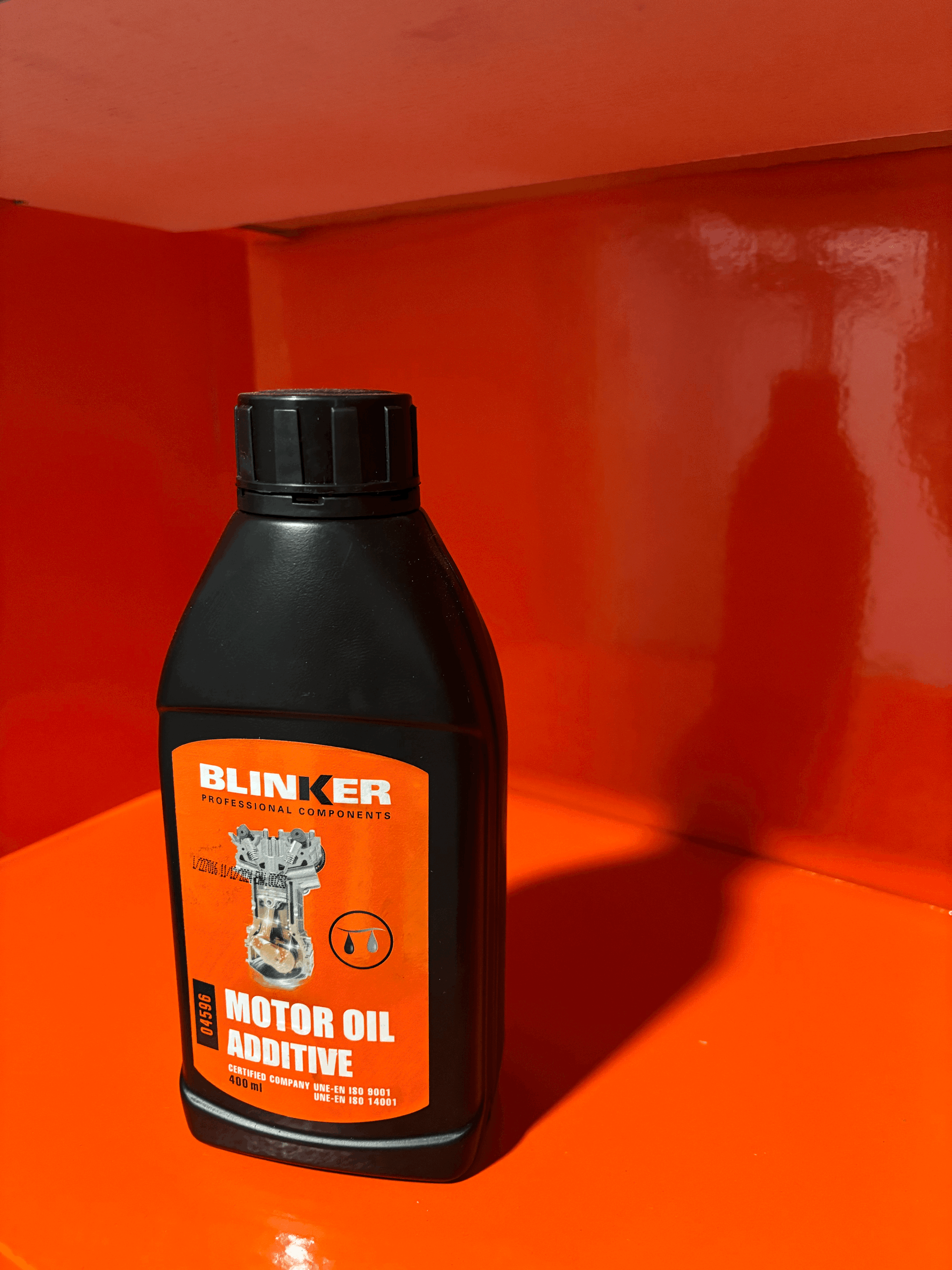 Additif pour huile moteur