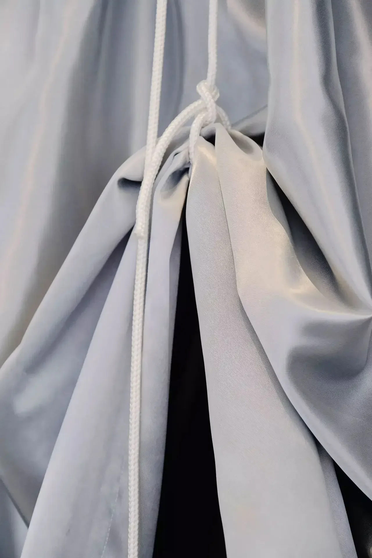 Geneva_Art_Week-Exhibition_2025-Dimanche-Interieur_nuit-Additional-02.webp