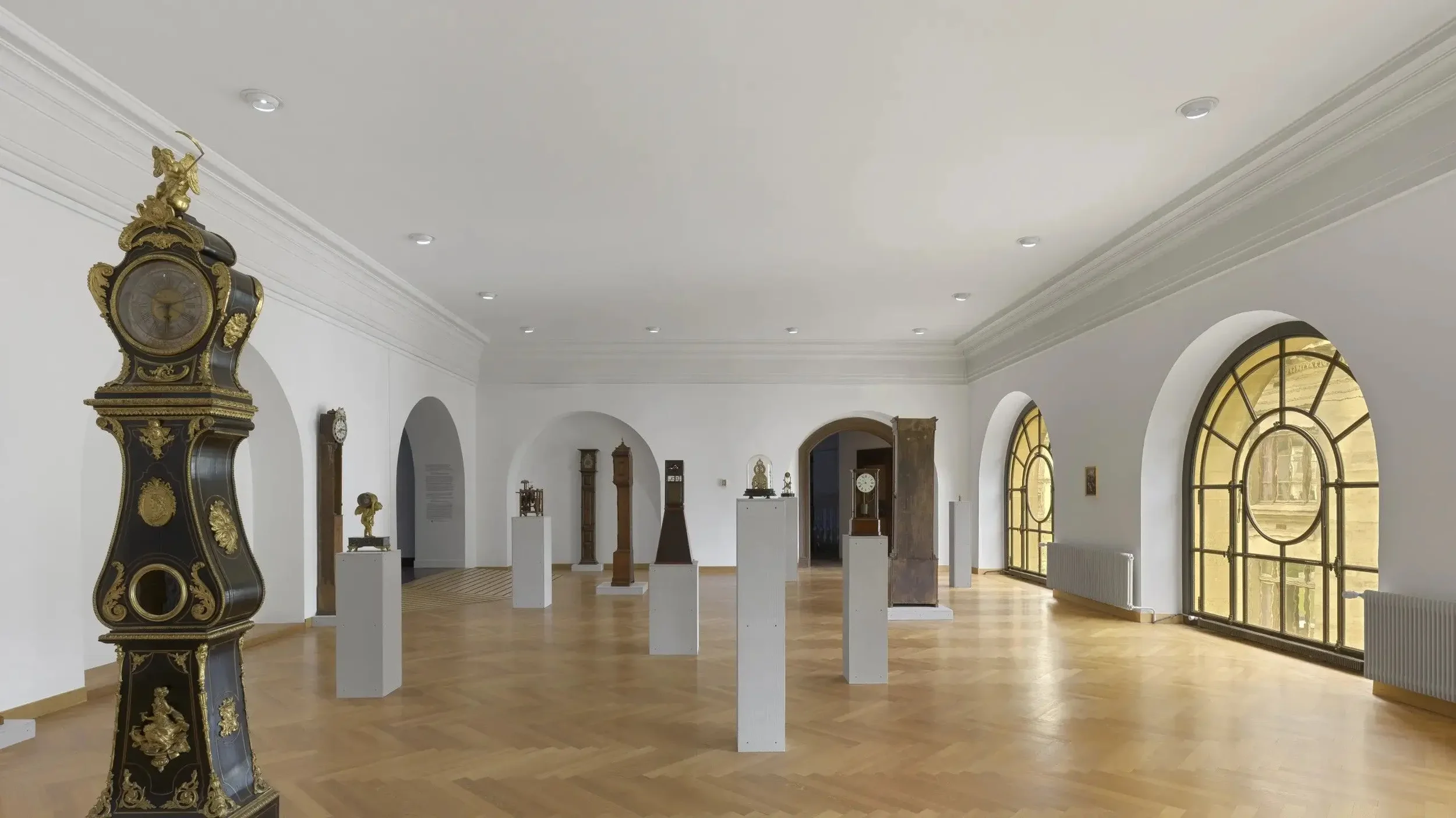 Geneva_Art_Week-Exhibition_2026-MAH-Exposition_en_valise_Ugo_Rondinone-Featured-01.webp