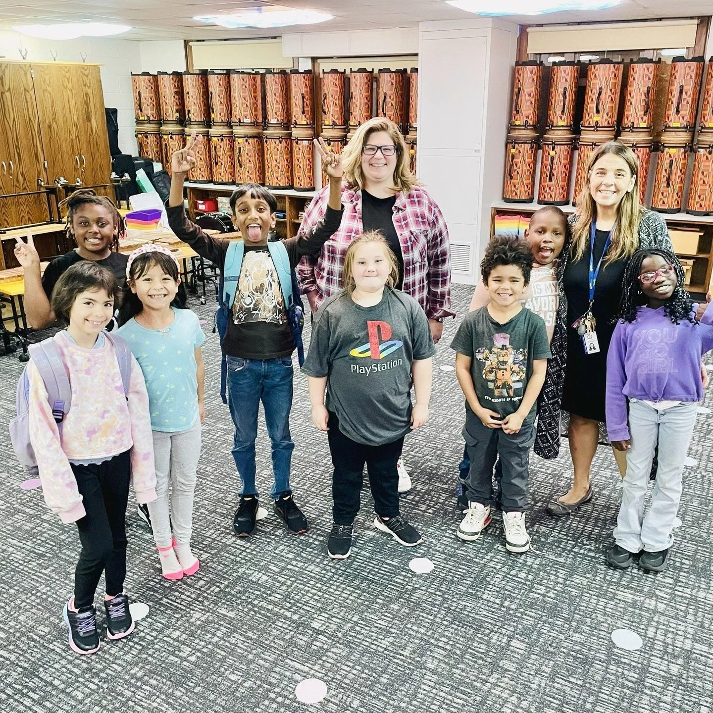 We had a great first day of Rhythm Stars at @gwcarver87 today. Thank you Teaching Artists @vmscholle and @chelseahugheymusic for a fun start to the musical year!
#drumming #rhythm #musiceducation