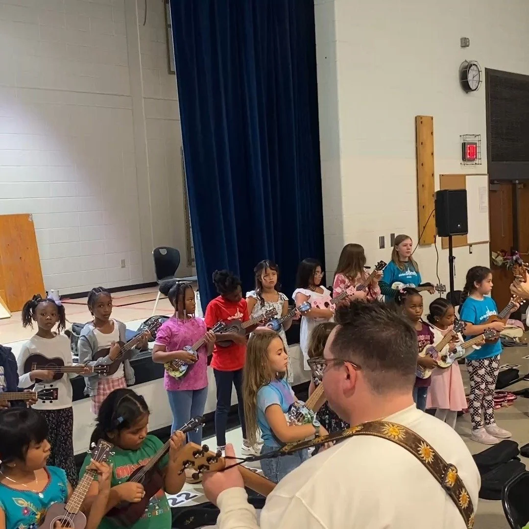 @gwcarver87 ukulele and rhythm explorers in their first combined concert - Hispanic Heritage Night!
#elsistema #ukulele #drumming #musiceducationforkids #hispanicheritagemonth