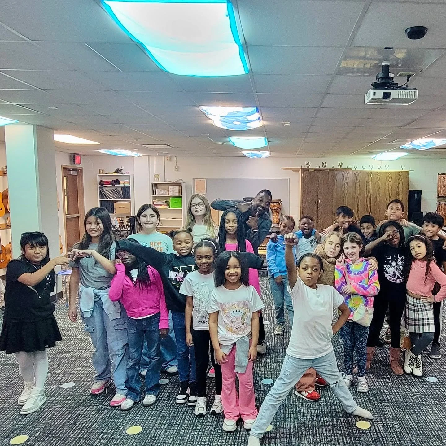 More great photos from our guest artist class with Justin Sears at @ipsgwcarver87 !