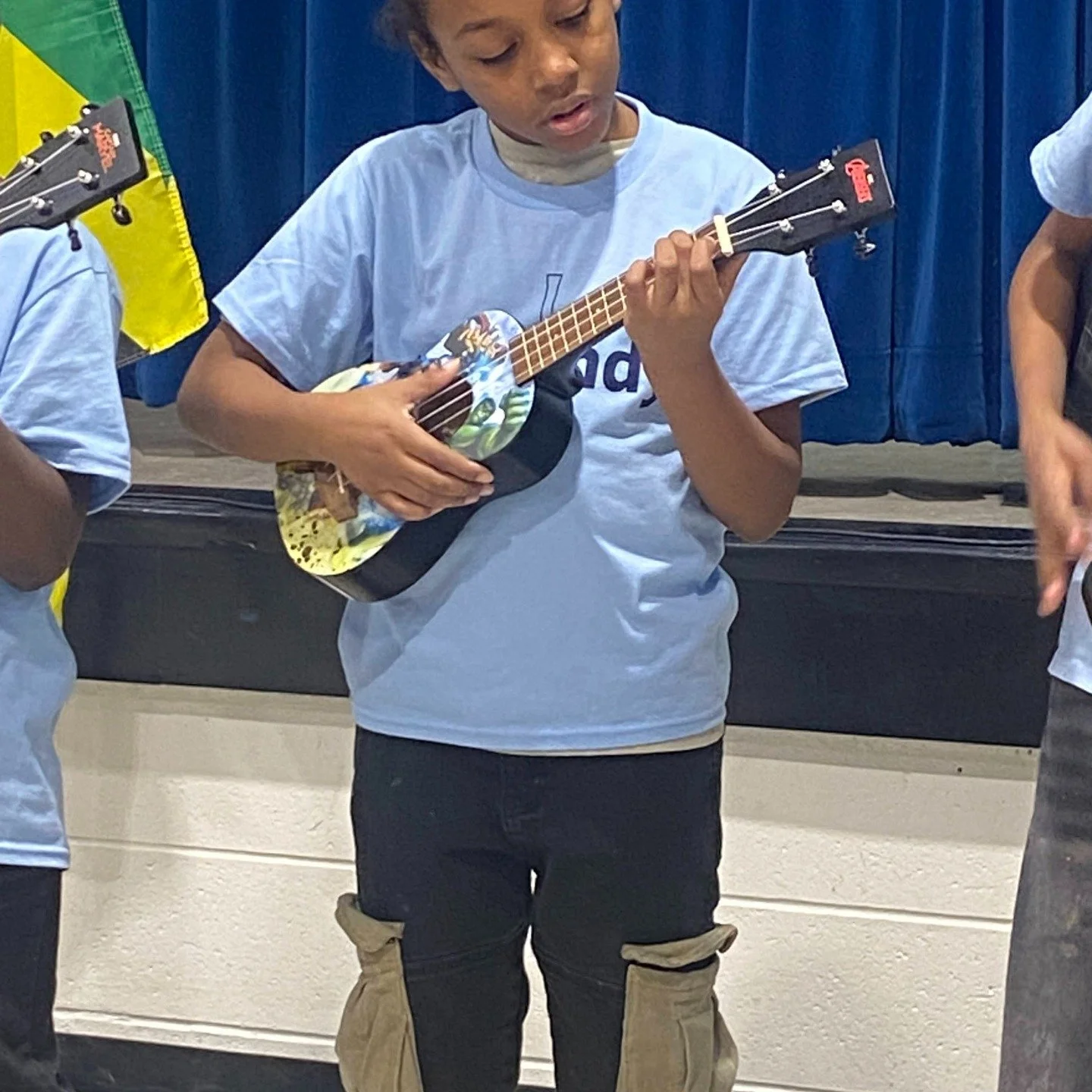 Some of the beautiful kids learning and making music at the IPS George Washington Carver School 87 African American History Night last Friday. These young people are the reason for our mission. They inspire us every day.

#joy #MusicalExcellence #com