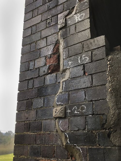Date Tab Vertex Pointing Brickwork Fracture Measurement