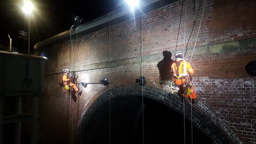 Rope Access Pointing Bridge Spandrel Network Rail Possession Vertex