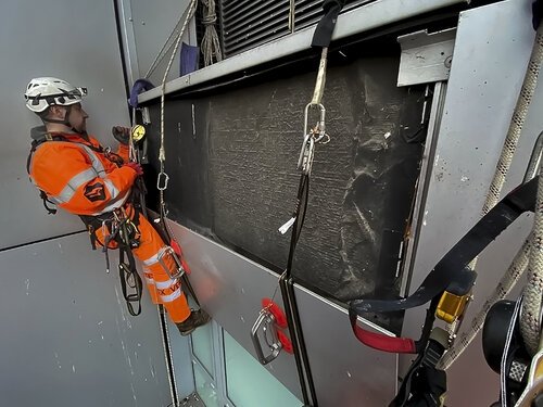 EPDM Membrane Cladding Brackets Rails Rope Access