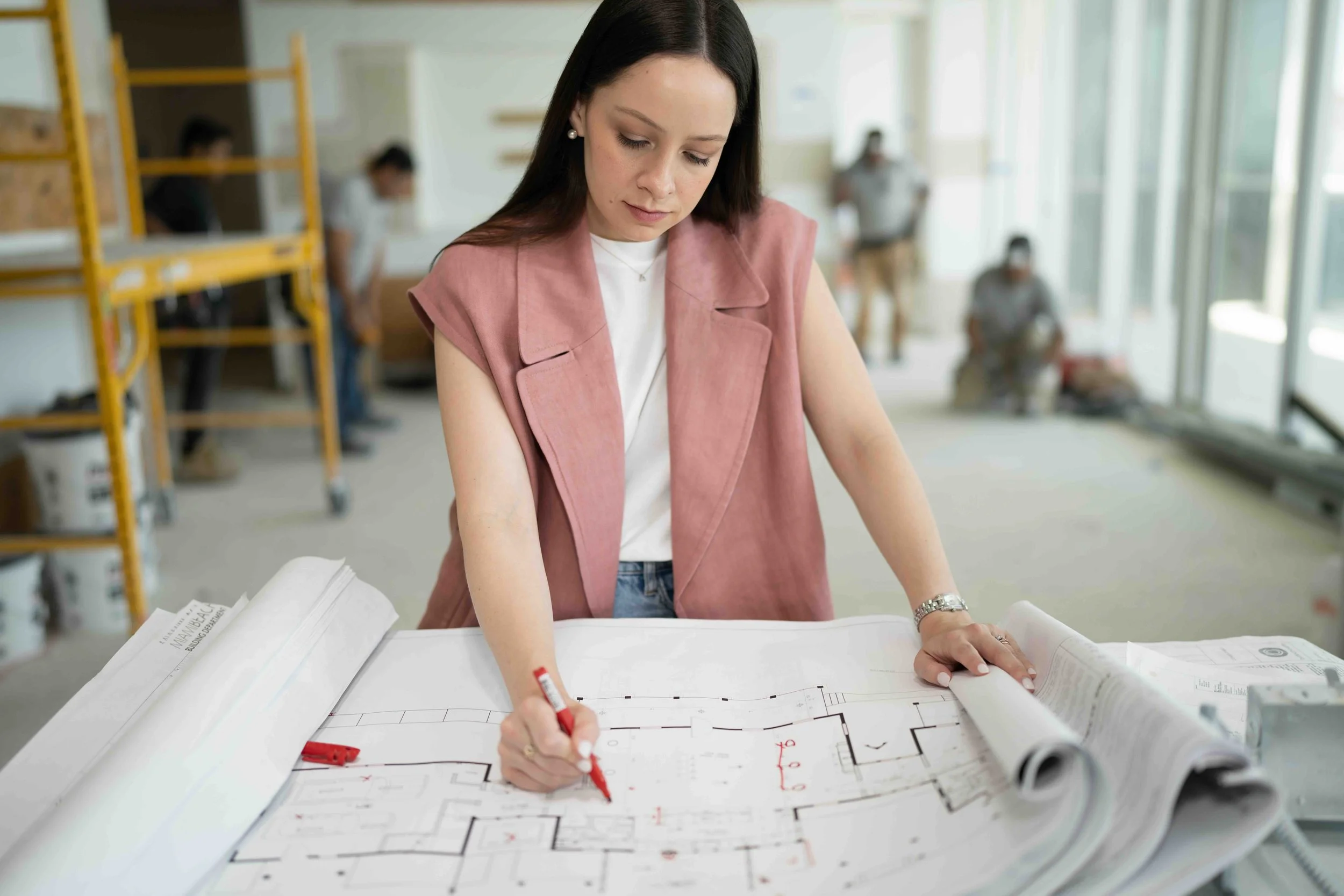 Balancing Motherhood and an Ambitious Career: A Q&A with Arianna Castro, Interior Designer and Entrepreneur